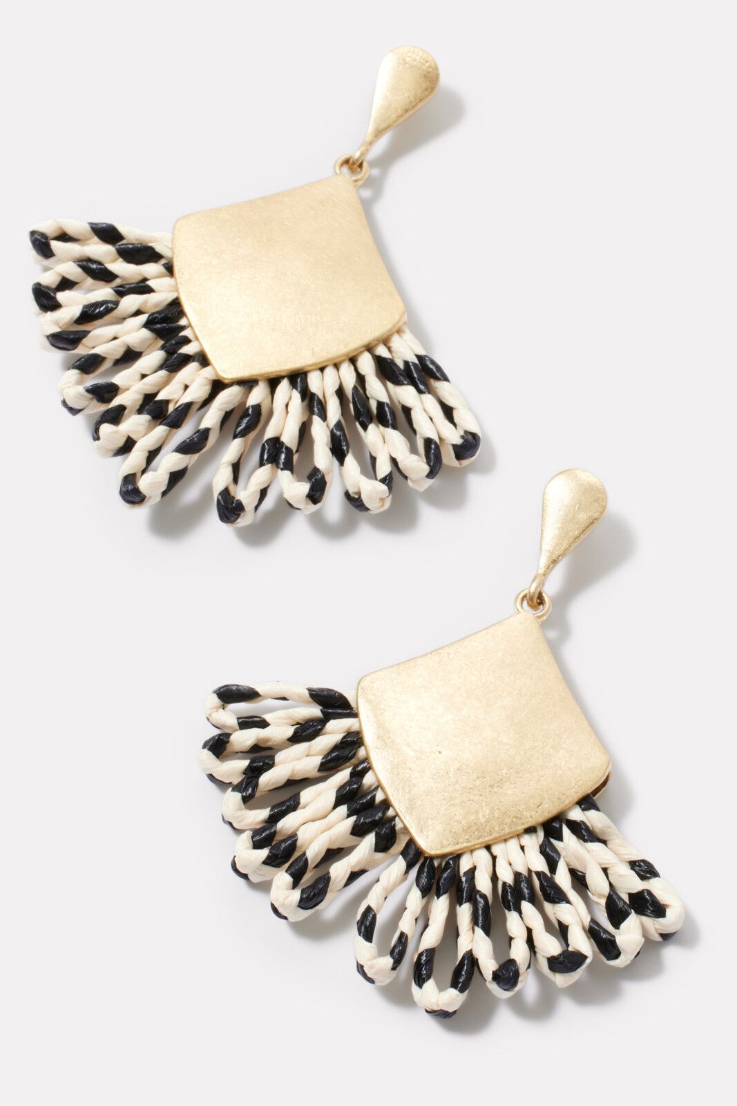 Bennie Raffia Earring | EVEREVE