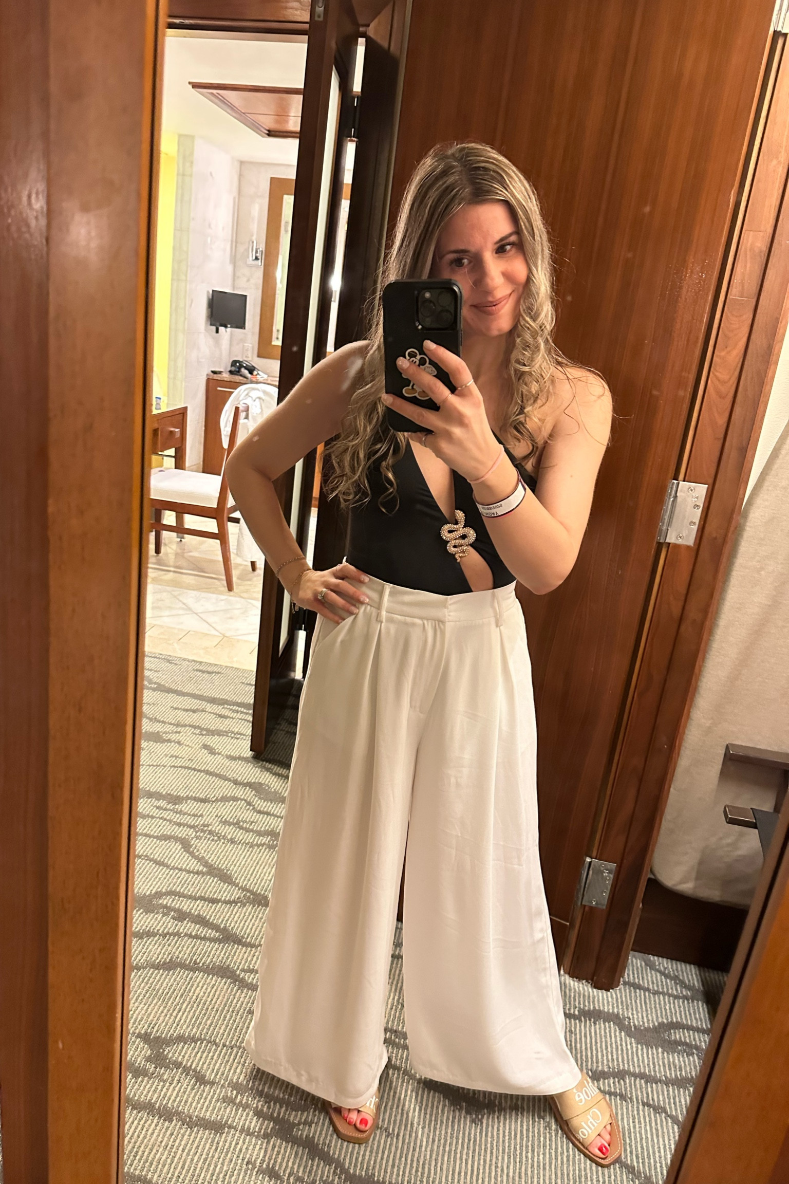 Cute vacay outfit. I’m in a size small short pants. These are my fav pants. I have them in 3 colours 

#LTKtravel #LTKstyletip #LTKswimwear