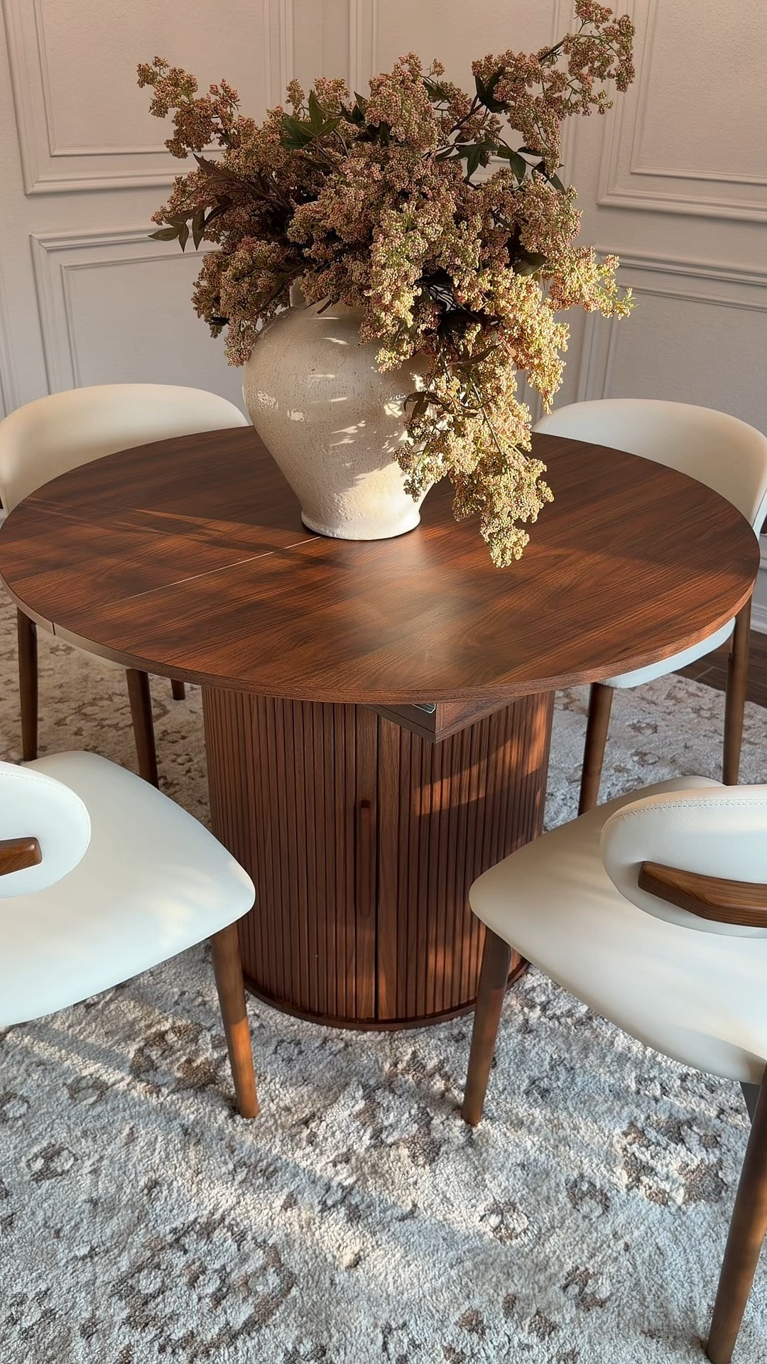 Dining table with hidden storage

#LTKHome #LTKSaleAlert