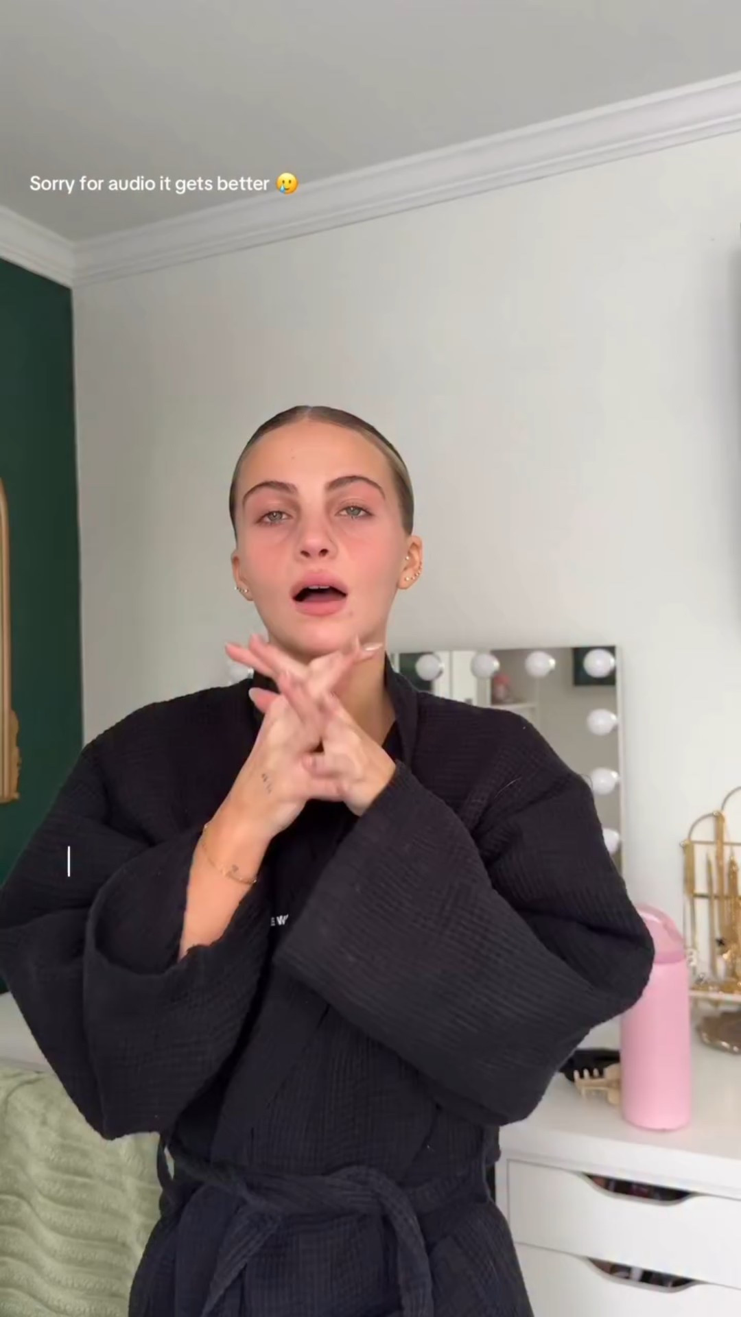 I’m moody sorry @theouai @cyklarofficial @moroccanoil @naturium @medicube_global_official @tower28beauty @erborian_usa @rhode @uklash @grandecosmetics @loccitane @degree