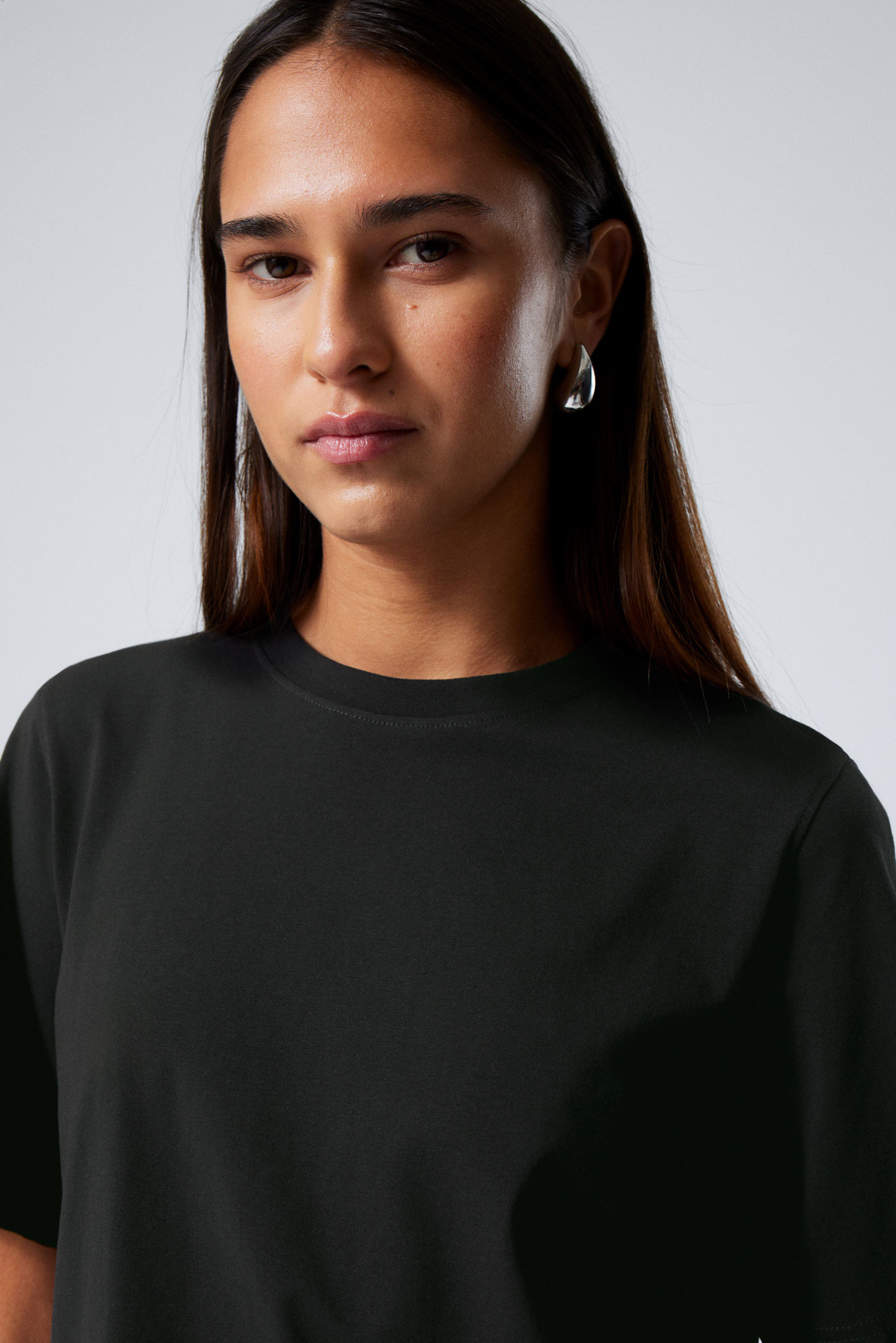 Perfect Boxy T-shirt | Weekday