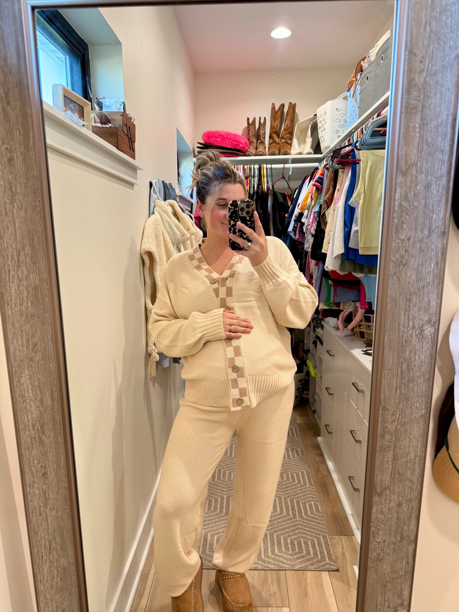 The coziest 2 piece set!!  In a size large! 🤎🫶🏼

#LTKBump #LTKSeasonal #LTKFindsUnder50