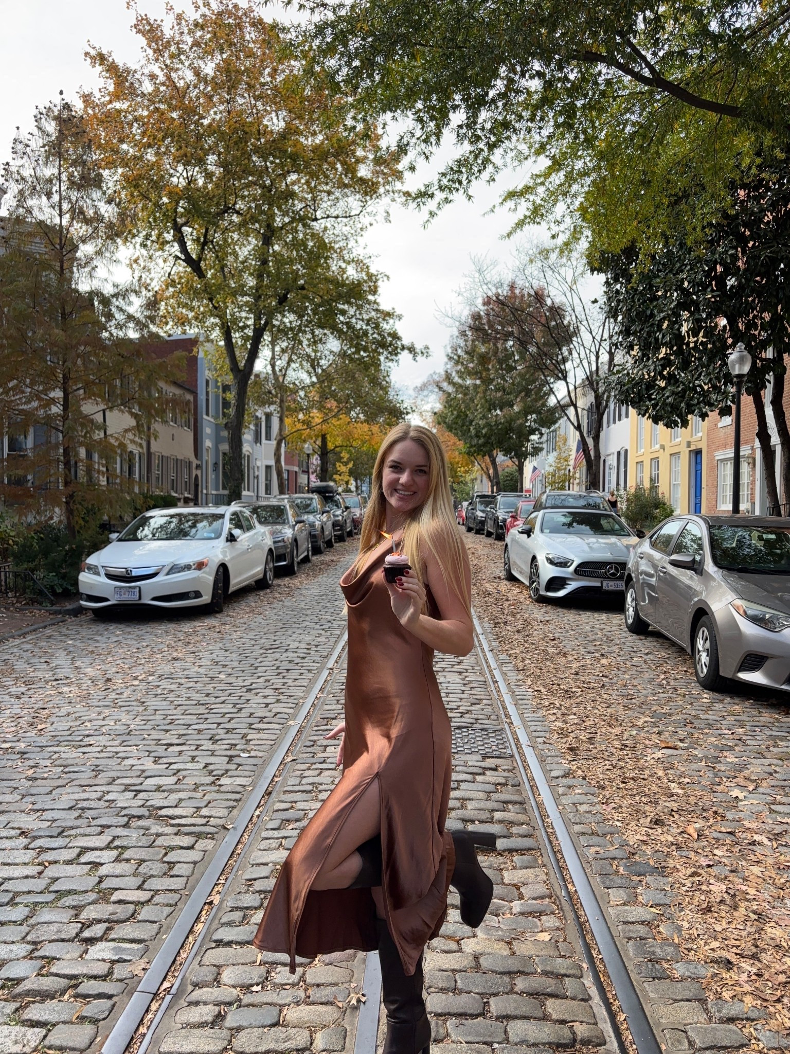 gorgeous brown midi dress 

#LTKHoliday #LTKSeasonal #LTKCyberWeek