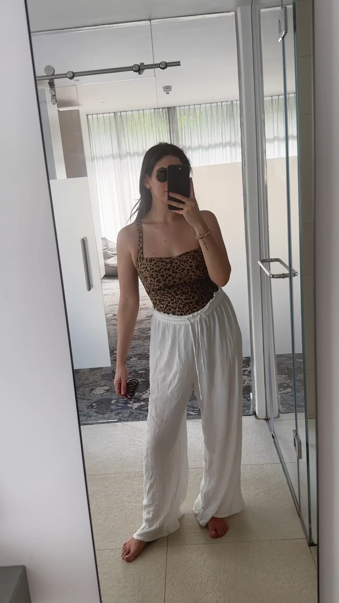 Holiday vacation outfits. Linen. Shorts. Denim shorts  