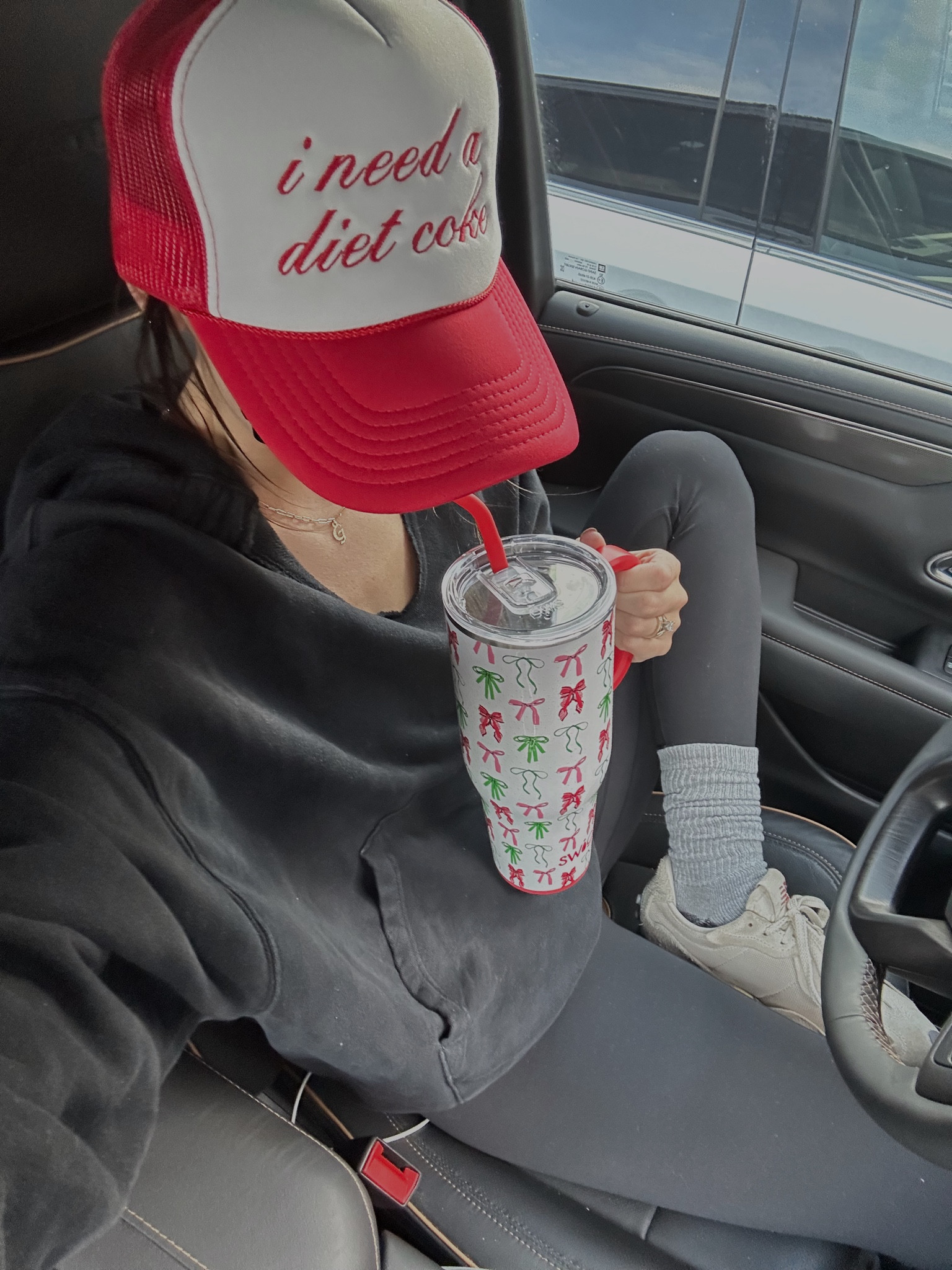 On the go OOTD❤️⚡️🩶🎁

#LTKHoliday #LTKGiftGuide #LTKActive