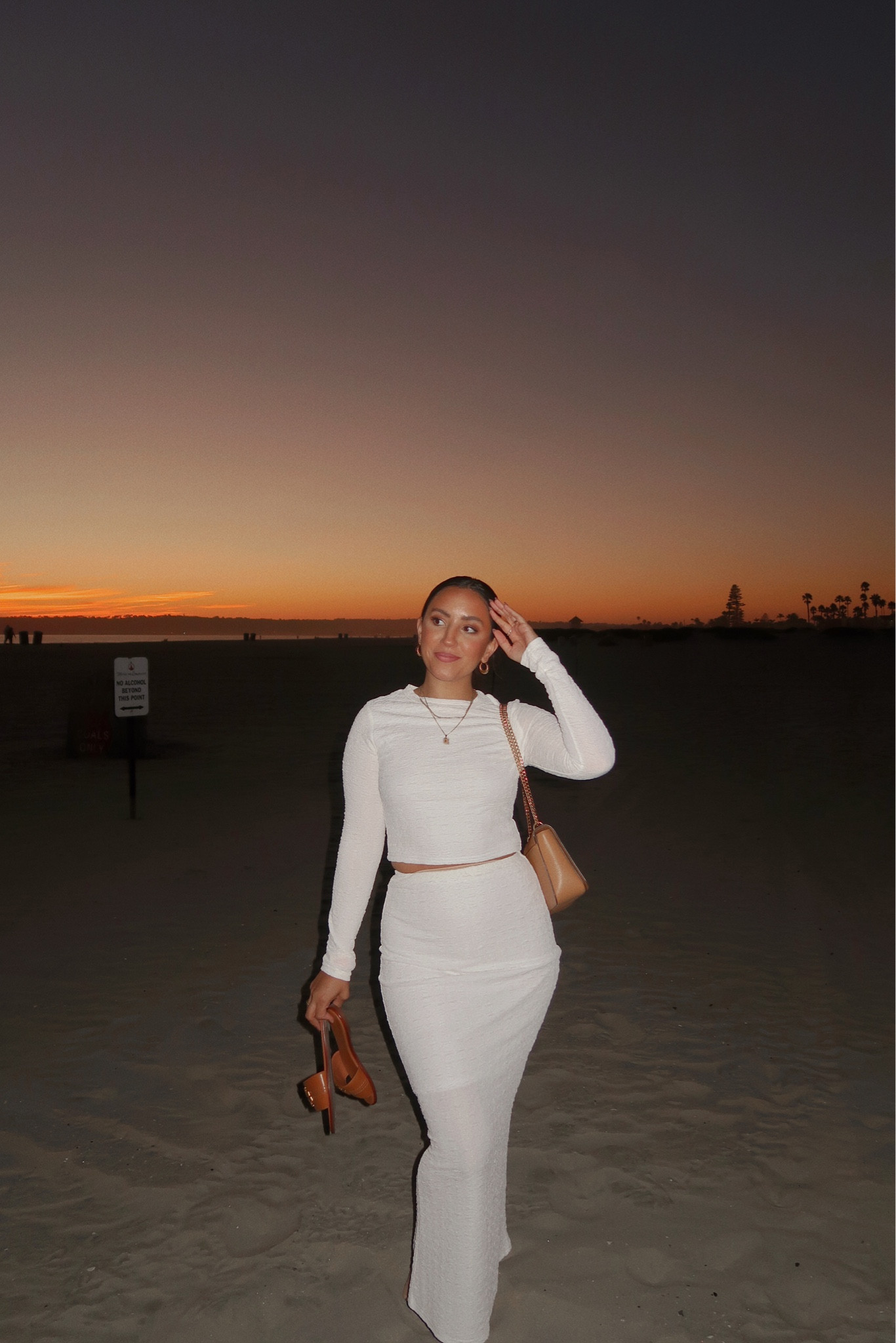 White matching set- perfect for the beach or my brides! Has a really pretty texture and actually comfy!

Wearing a SMALL


#LTKfindsunder50 #LTKstyletip