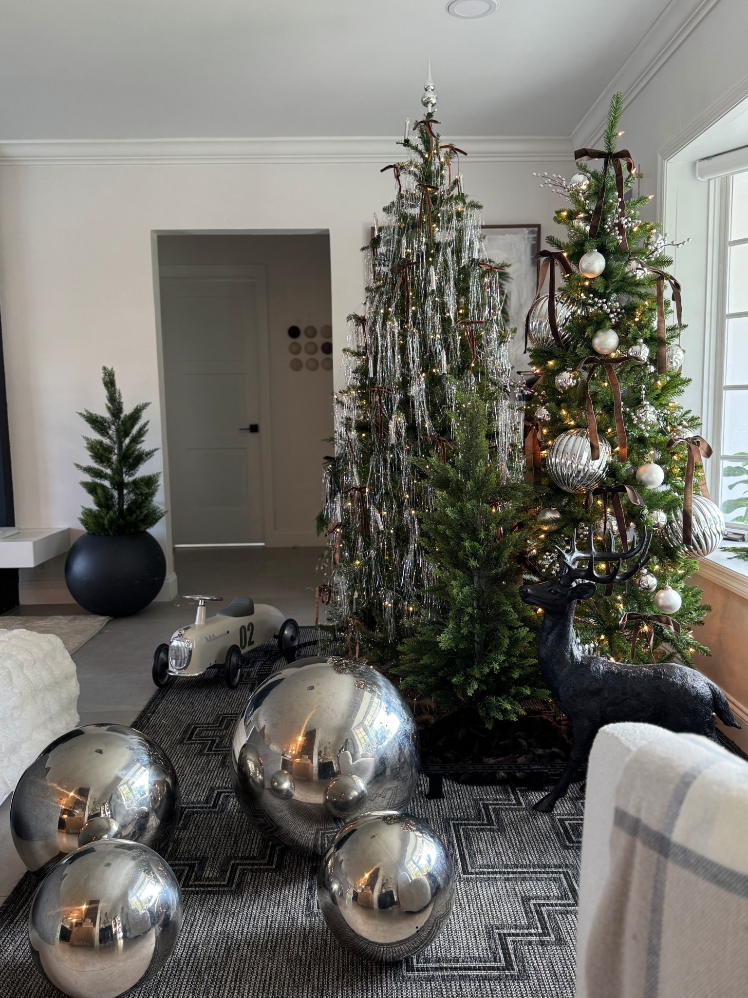 🎄✨ This year’s Christmas inspiration is all about equestrian chic elegance — that timeless Ralph Lauren style I’ve always loved. Rich textures, warm tones, bright silver, and timeless accents set the tone for a cozy yet refined holiday look that feels classic 🐎❤️

I’m leaning into pieces I already own — treasures from past Christmases that still feel beautiful and meaningful. It’s all about reimagining what I have in a fresh way, layering textures, and creating that cozy, collected Ralph Lauren aesthetic that never goes out of style.

#RalphLaurenStyle #EquestrianChic #ClassicChristmas #RalphLaurenHome #ChristmasDecorInspo #HolidayHomeDecor #CozyLuxury #TraditionalChristmas #ChristmasAesthetic #ChristmasDecorIdeas
#RalphLaurenHome #ChristmasDecor #PlaidChristmas #HolidayHome #TartanDecor #ClassicChristmas #CozyChristmas #OldMoneyStyle #HeritageHome #TimelessInteriors

#LTKHoliday #LTKSeasonal #LTKHome