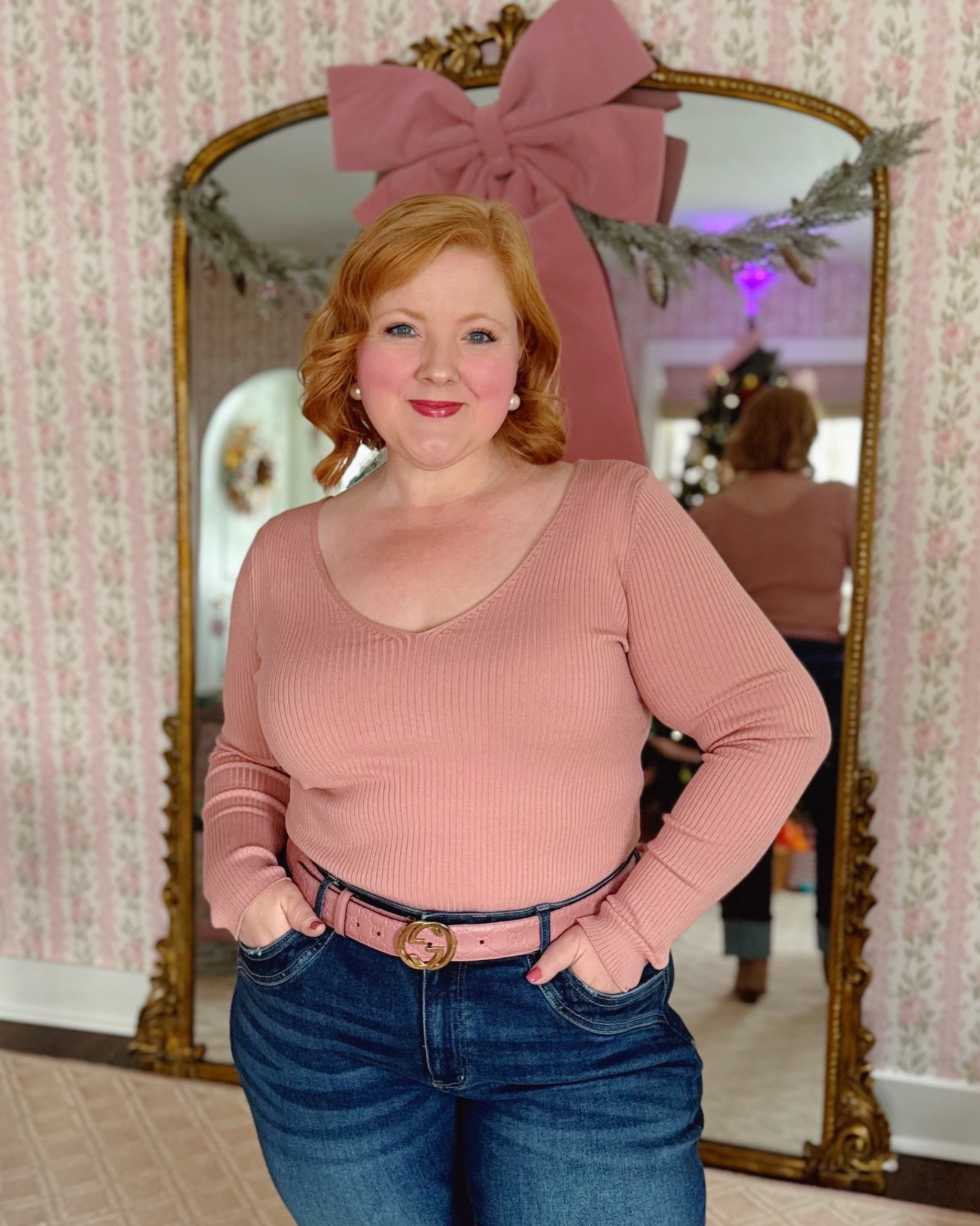 $19 Express Ribbed V-Neck Top size L (comes in several colors up to size XL)

#LTKootd #LTKMidsize #LTKFindsUnder100