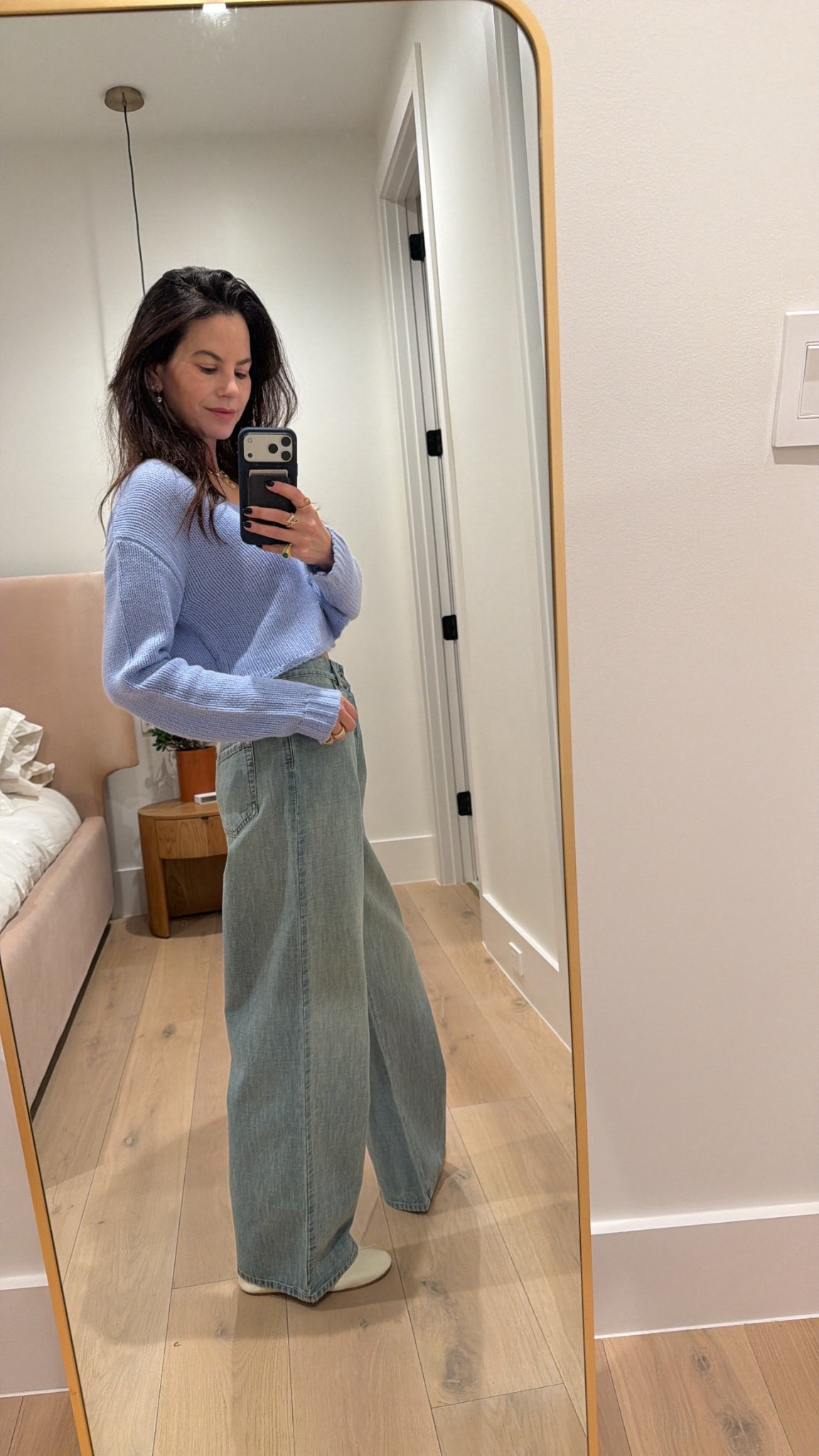 Causal winter outfit inspo!


Women’s fashion, winter fashion, winter style, winter outfits, winter outfit inspo, winter ootd, holiday fashion, holiday style, holiday outfits, Miami fashion, winter in Miami, sweater



#LTKootd #LTKSeasonal #LTKHoliday