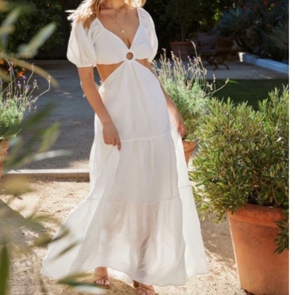 Vici ACOA Cartagena Cutout Tiered Maxi Dress size\u200e M floral cottage women's | Poshmark