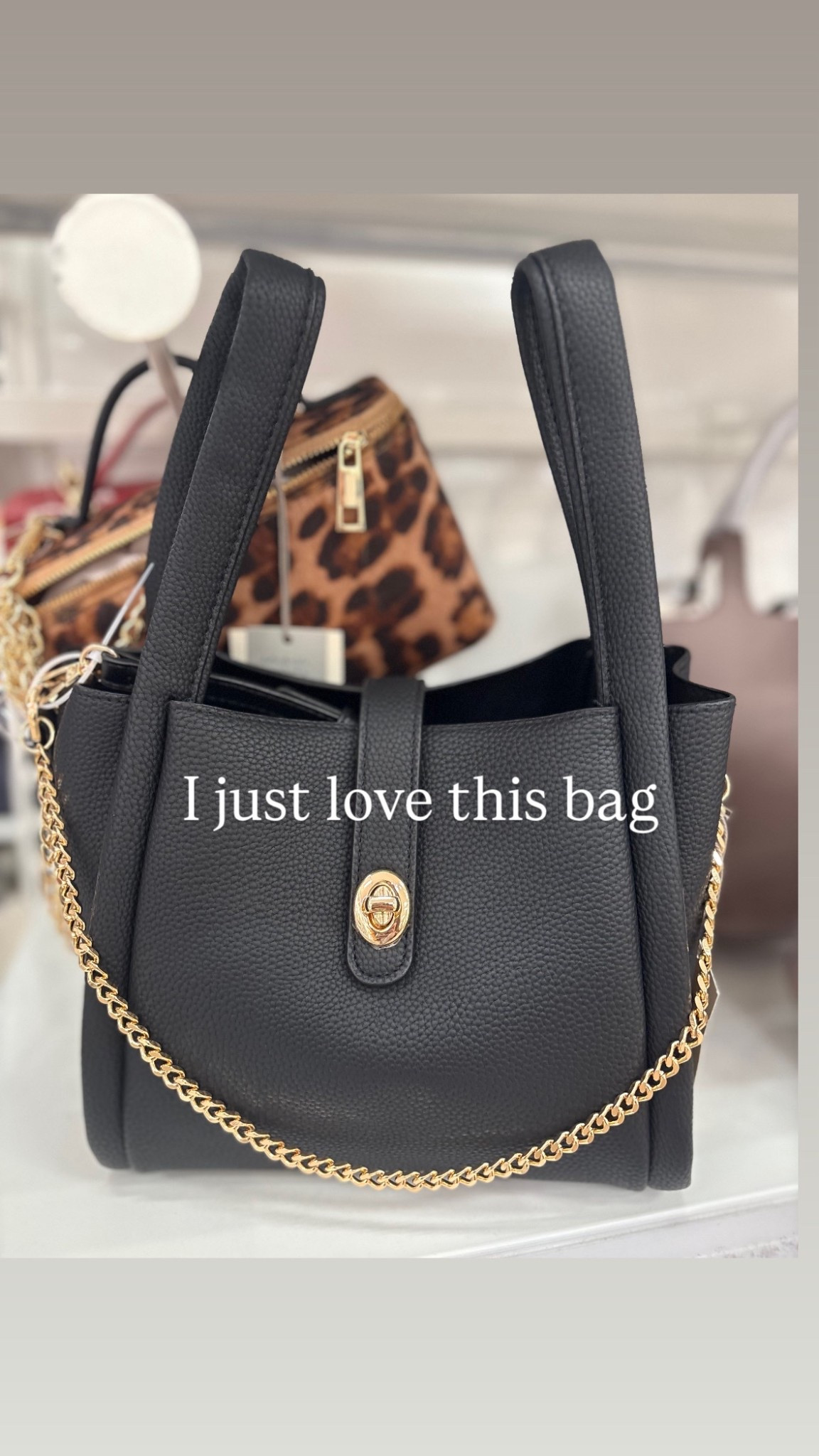 The cutest mini tote crossbody bag. Also available in brown

#LTKFindsUnder50 #LTKFindsUnder100