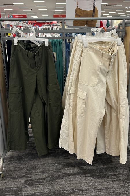 found these cargo pants at target and had to share!

#LTKmidsize #LTKfindsunder50 #LTKsalealert