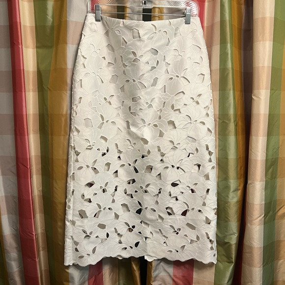 H&M White Floral Cutout Midi Skirt | Poshmark