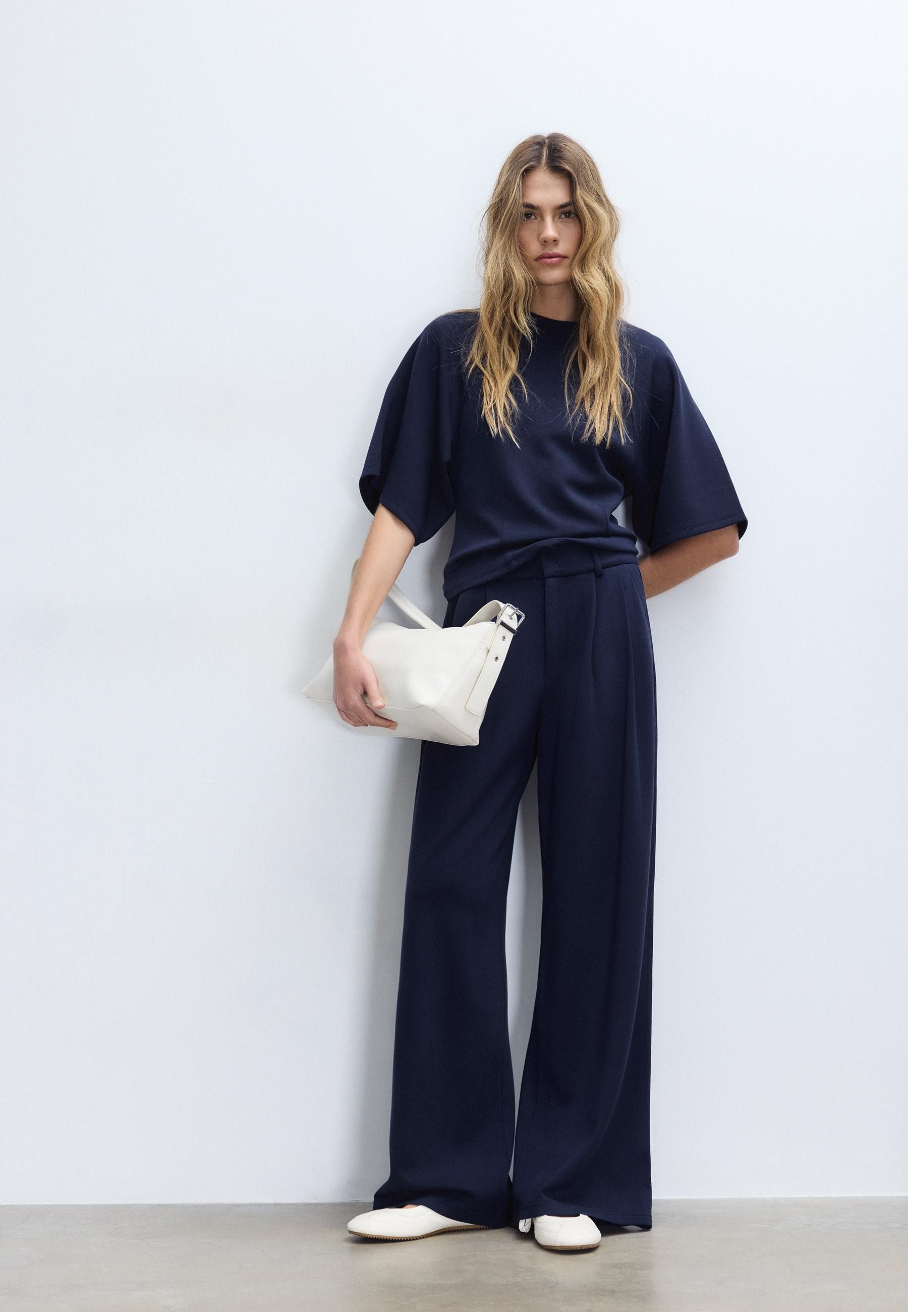 Soft-touch dress trousers - Women's fashion | Stradivarius United Kingdom | Stradivarius (UK)