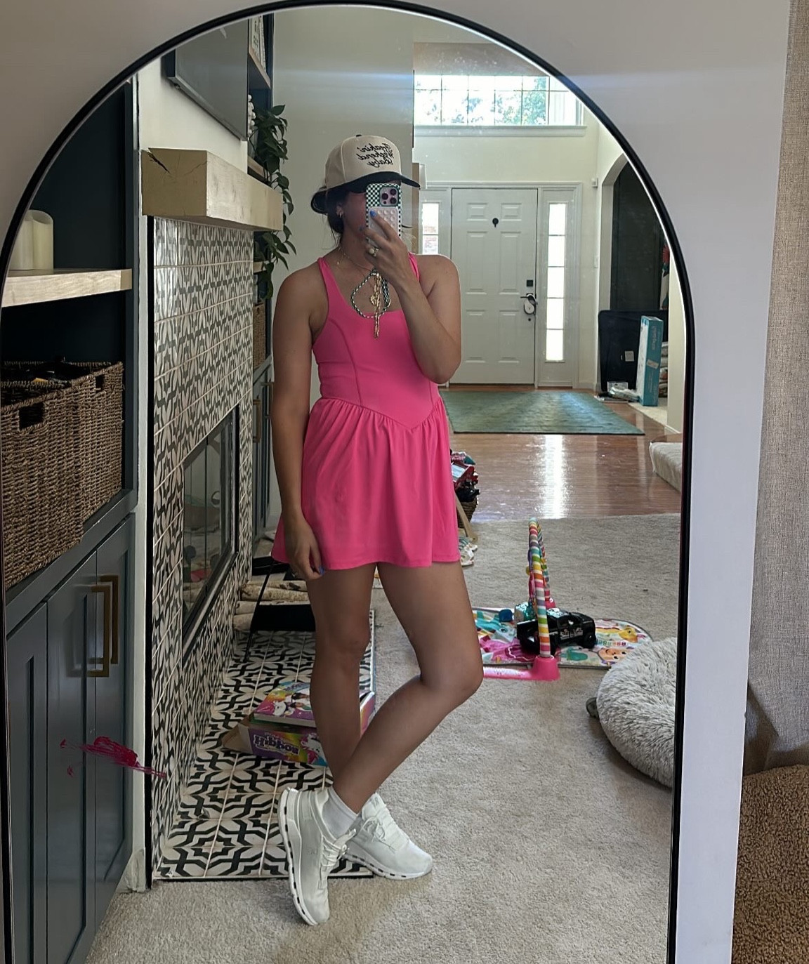 💕💗💞🌸💘🎀💄👛🦩🎟️
pink today — comes in other colors!

I’m 5’7” and 6-8 size wearing a medium in the dress (has built in shorts under!)

