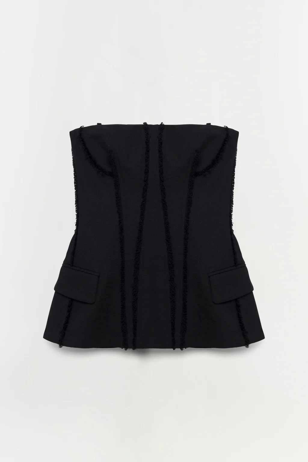 Lupita Bustier | Simkhai