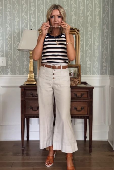 Small in striped tank 
27/4 in wide leg linen pants 
Size small in denim shorts 
Size small in both dresses 
Size Xs in striped button down 
Size small in striped skirt (suggest sizing up one)