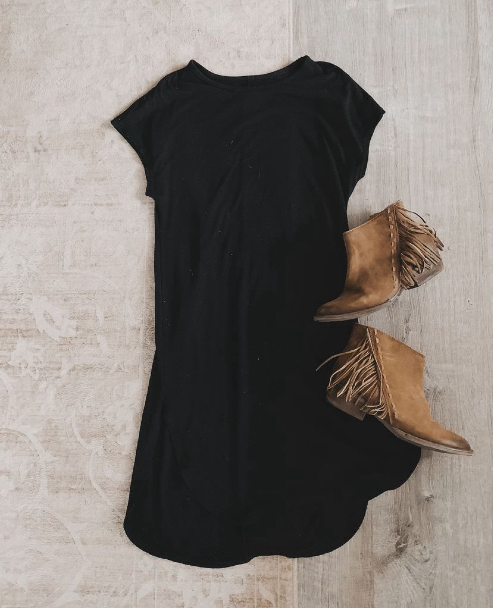 Favorite dress & boots combo 🤎Casual Fall Outfit 
Casual Dress 
T-shirt Dress 
Wedding Guest Dress 
#falldress #boots 

#LTKSeasonal #LTKStyleTip #LTKParties