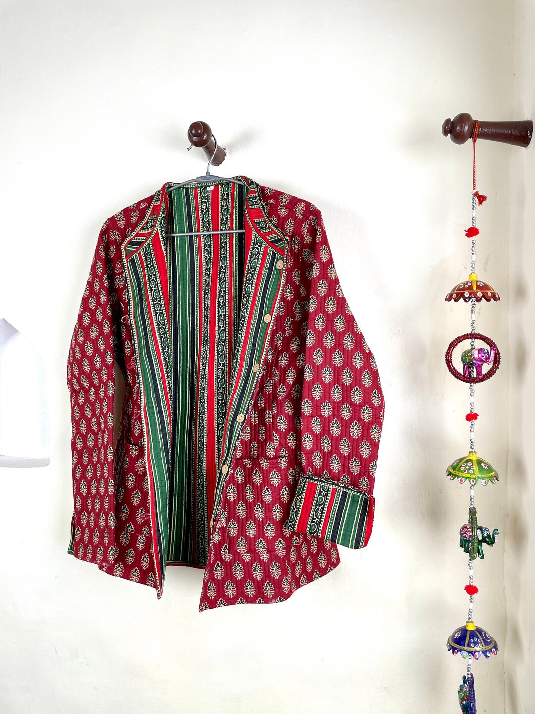 Indian Handmade Quilted Cotton Fabric Jacket Stylish Red & White Floral Women's Coat, Reversible ... | Etsy (UK)