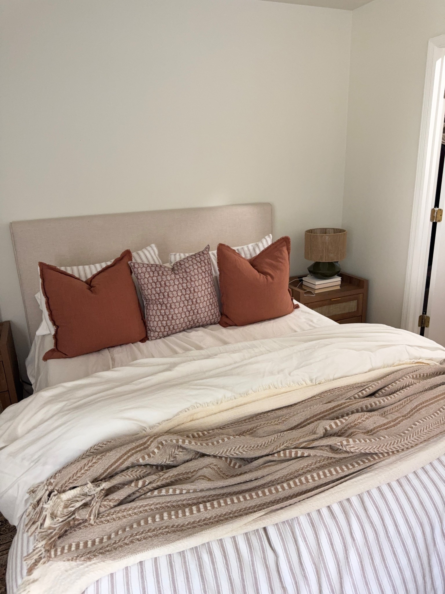 fall bedding! 🍁

#LTKFindsUnder100 #LTKSeasonal #LTKHome