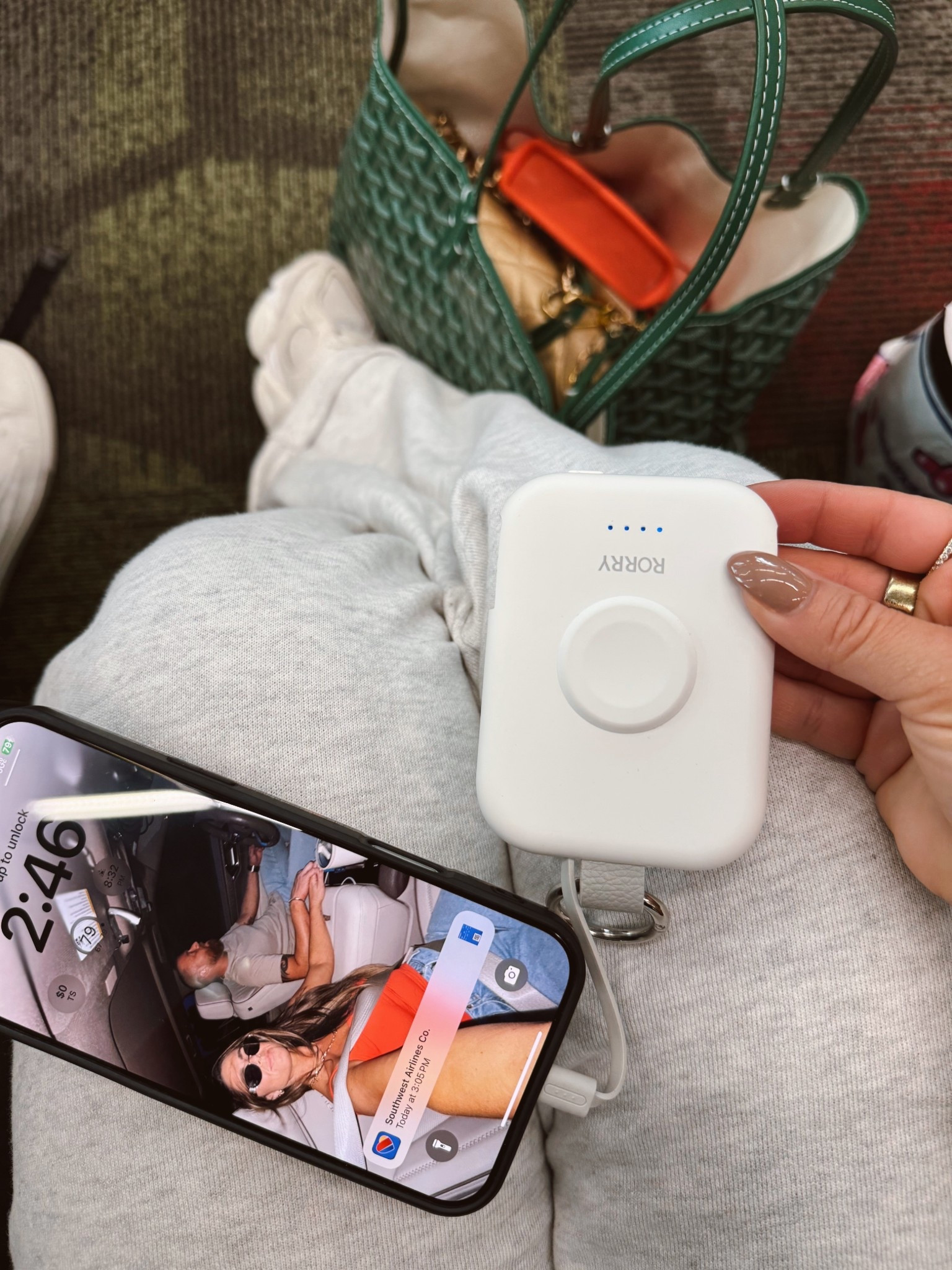 The best phone charger  for travel

#LTKStyleTip #LTKFindsUnder50 #LTKSeasonal