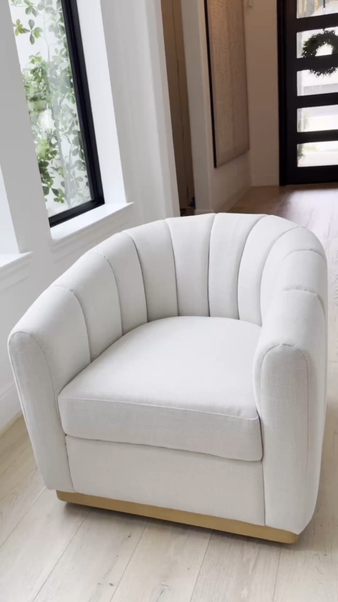 Such a great find! 🤎 Shop the look! 

#LTKHome #LTKStyleTip #LTKSaleAlert