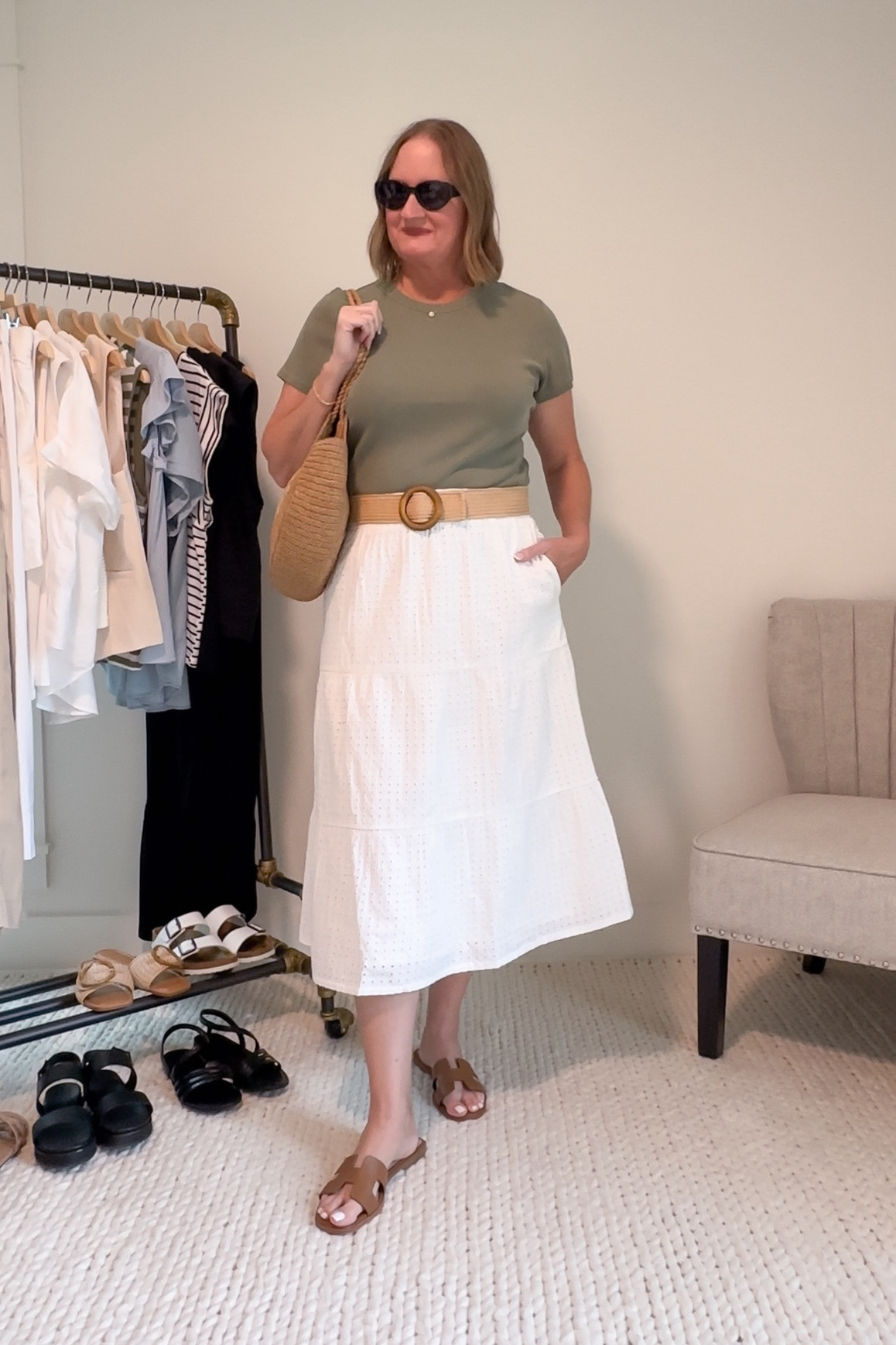 10 Elevated-Casual Summer Capsule Wardrobe Outfits ✔️ Styling the shorts, pants and skirts from my summer capsule wardrobe ☀️

Olive tee
White eyelet skirt
Brown slide sandals
Straw belt
Straw tote