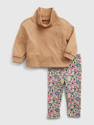 Baby 2-Piece Outfit Set | Gap (US)
