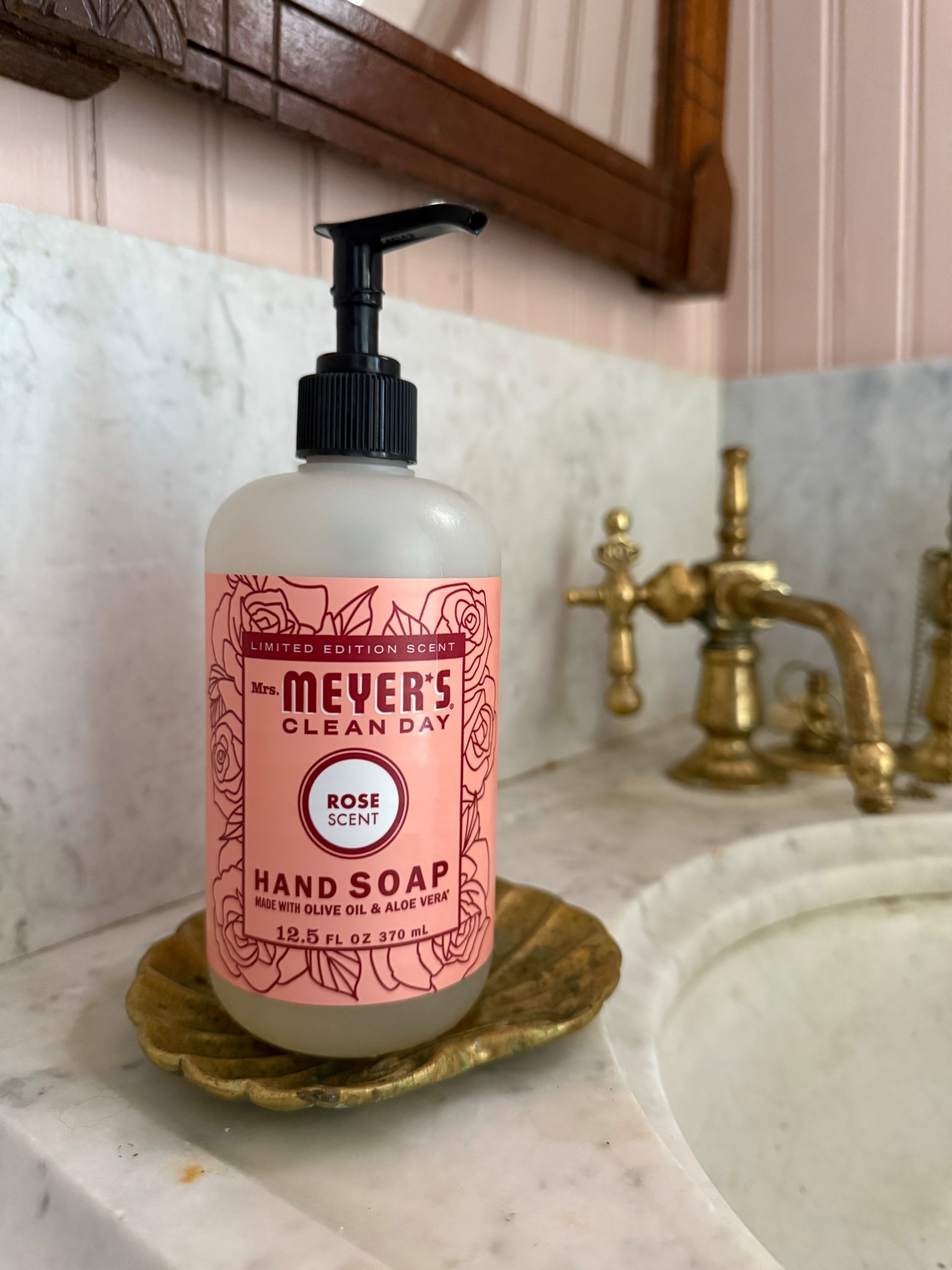 The best smelling hand soap!