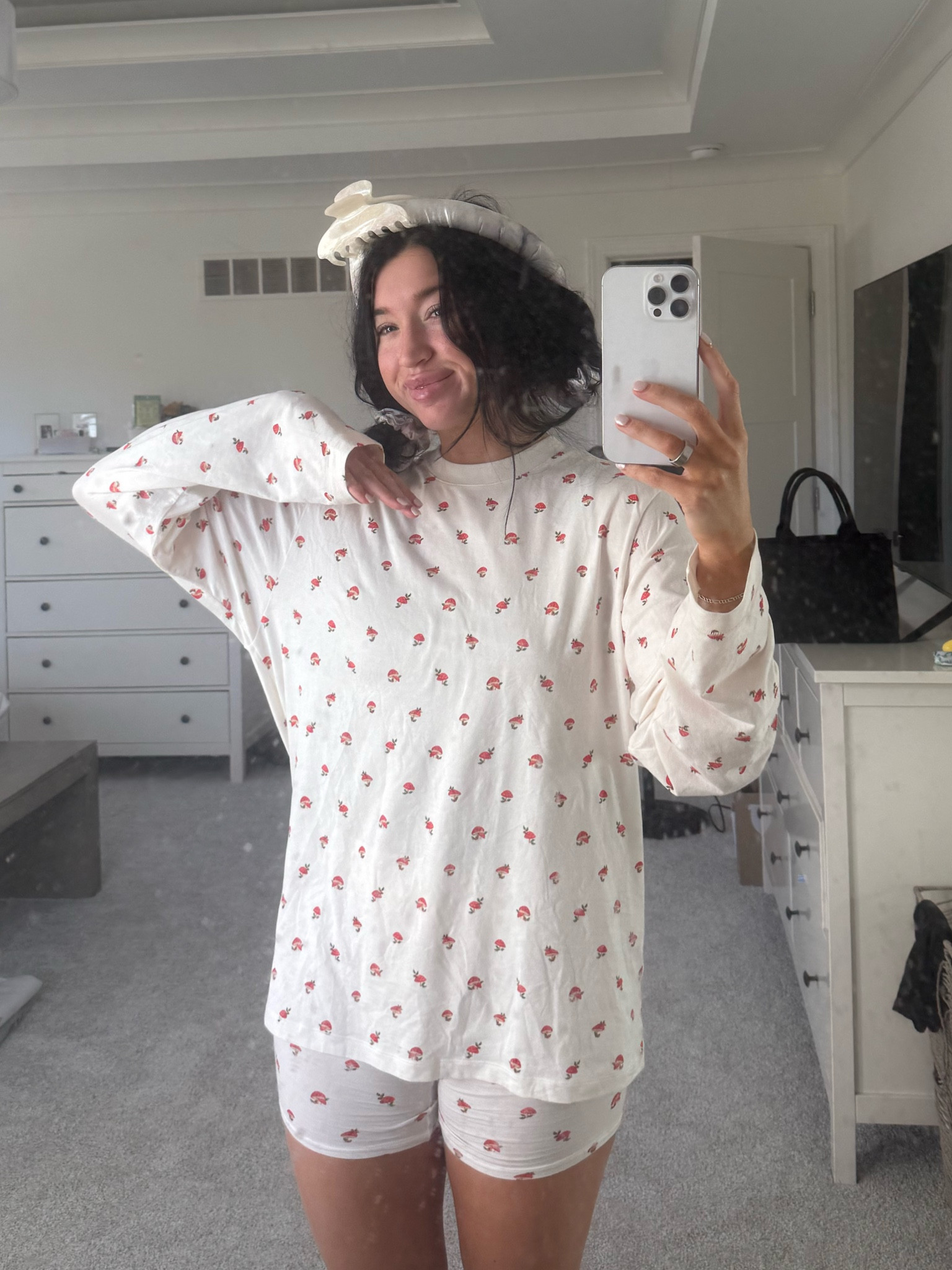 The cutest pajamas from skims!! My sister got me these for Christmas and they are so soft and cutie 