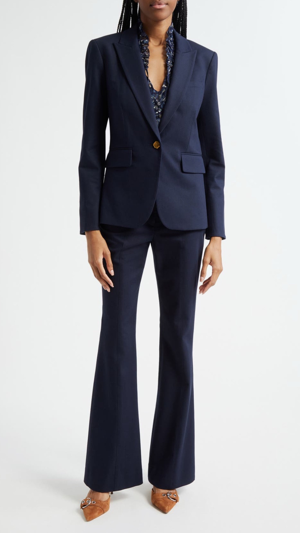 NORDI SALE: Veronica Beard suit 10/10!! Blazer is true to size, size up on the pants. 

#LTKSaleAlert #LTKWorkwear #LTKStyleTip