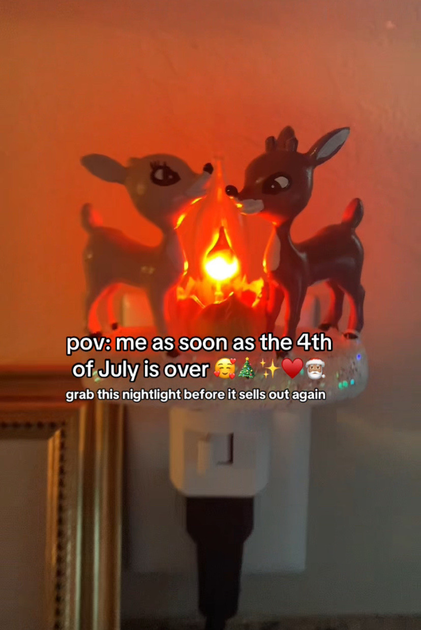 Me being the Christmas fanatic that I am… as soon as the last firework goes off, my mind goes immediately to fall and Christmas. This reindeer nightlight is so cute. I put them all over the house during the holiday season.🦌✨🥰 #christmasfinds #christmasdecor #christmasnightlight

#LTKHome #LTKSeasonal