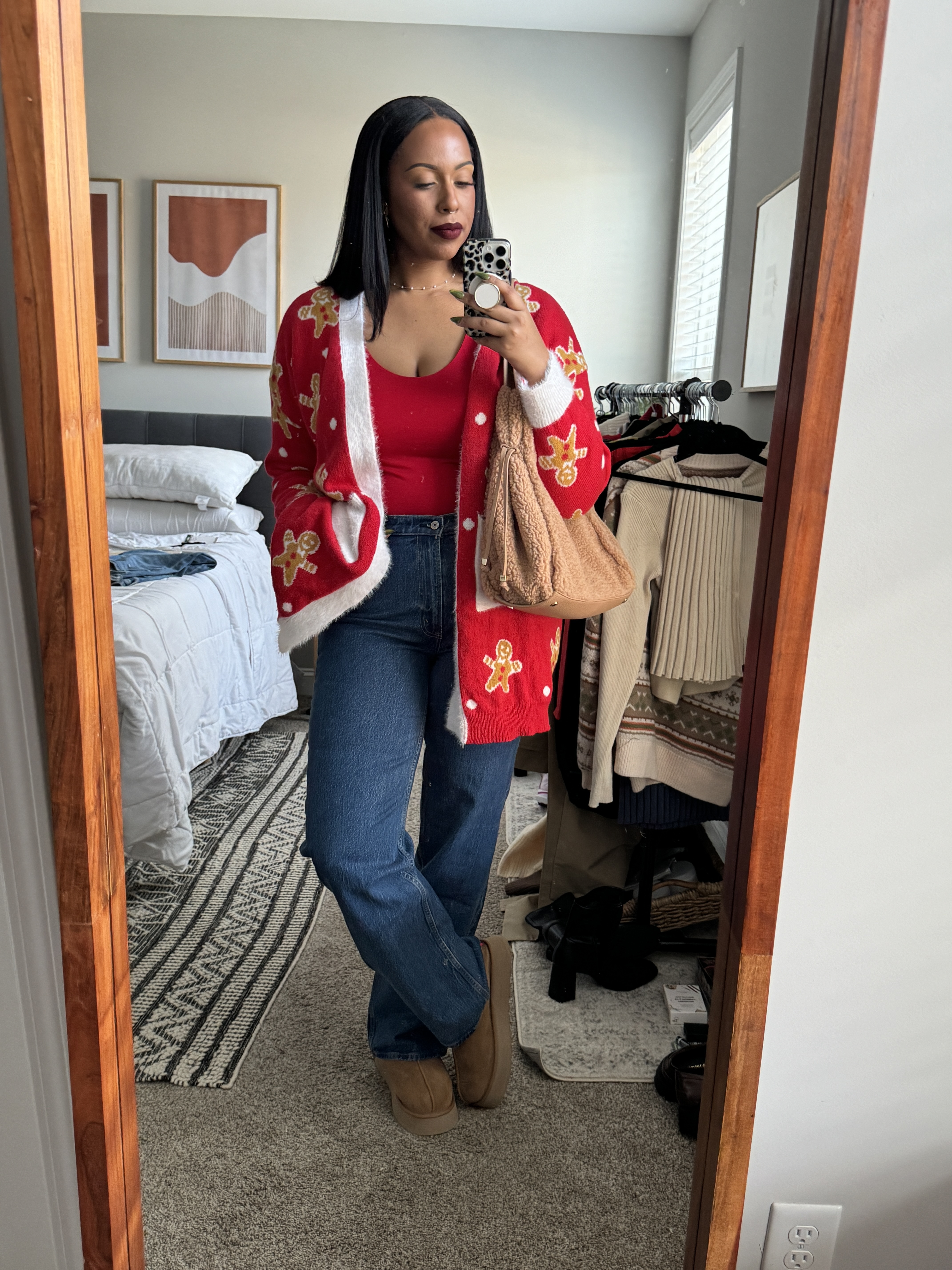 Casual Holiday Outfit Idea 🎄❤️

#LTKFindsUnder50 #LTKStyleTip #LTKHoliday