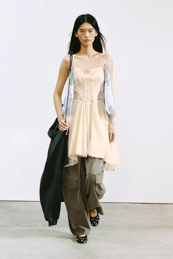 OVERSIZE CARGO TROUSERS | Zara UK