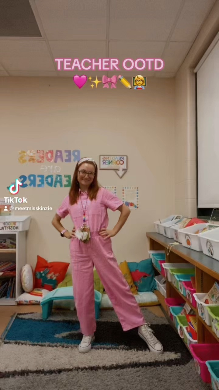 Teacher OOTD 🩷✨👩‍🏫✏️

#LTKSeasonal #LTKstyletip #LTKSpringSale