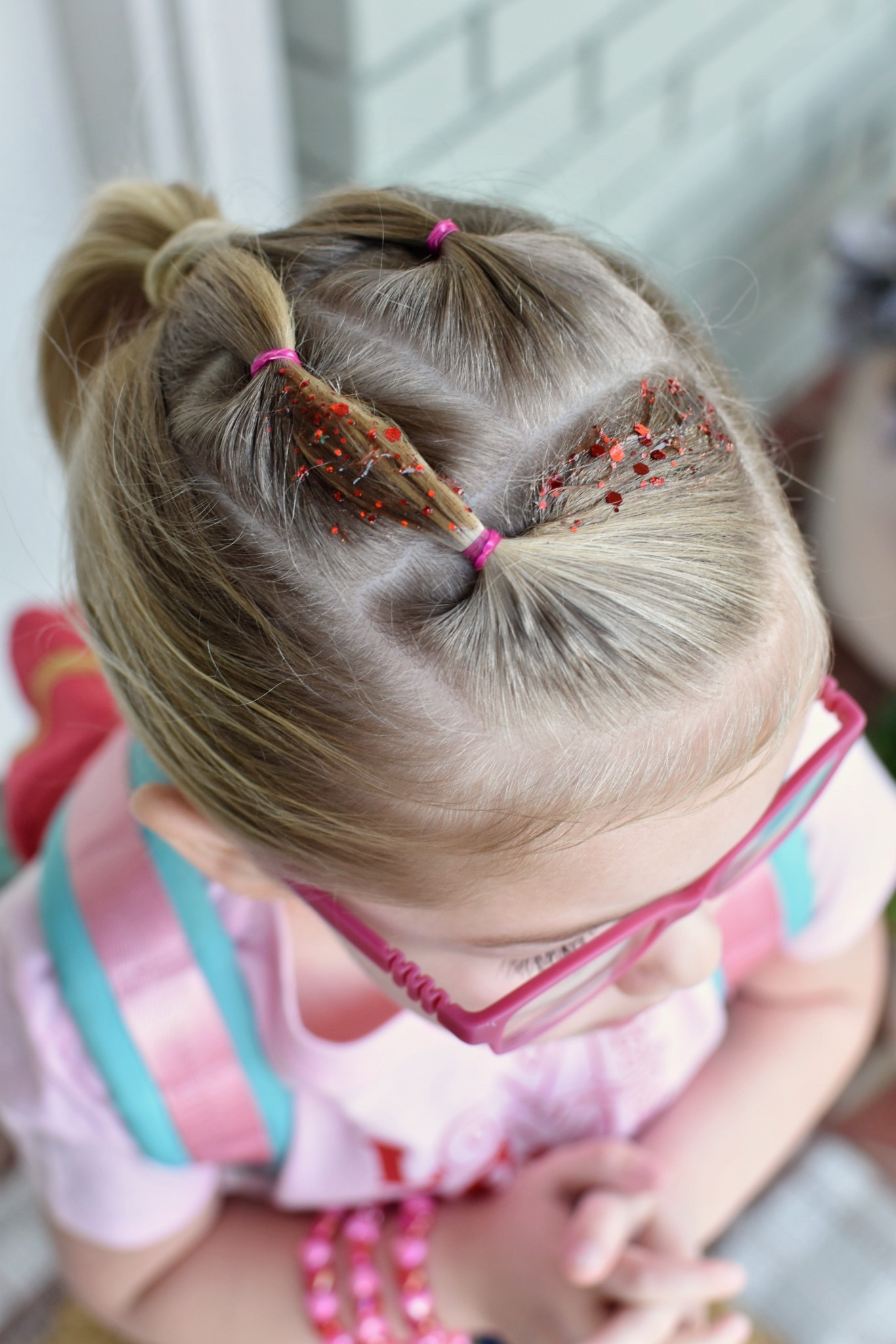 Glitter hair ✨ for pre-school  friendship parties!
