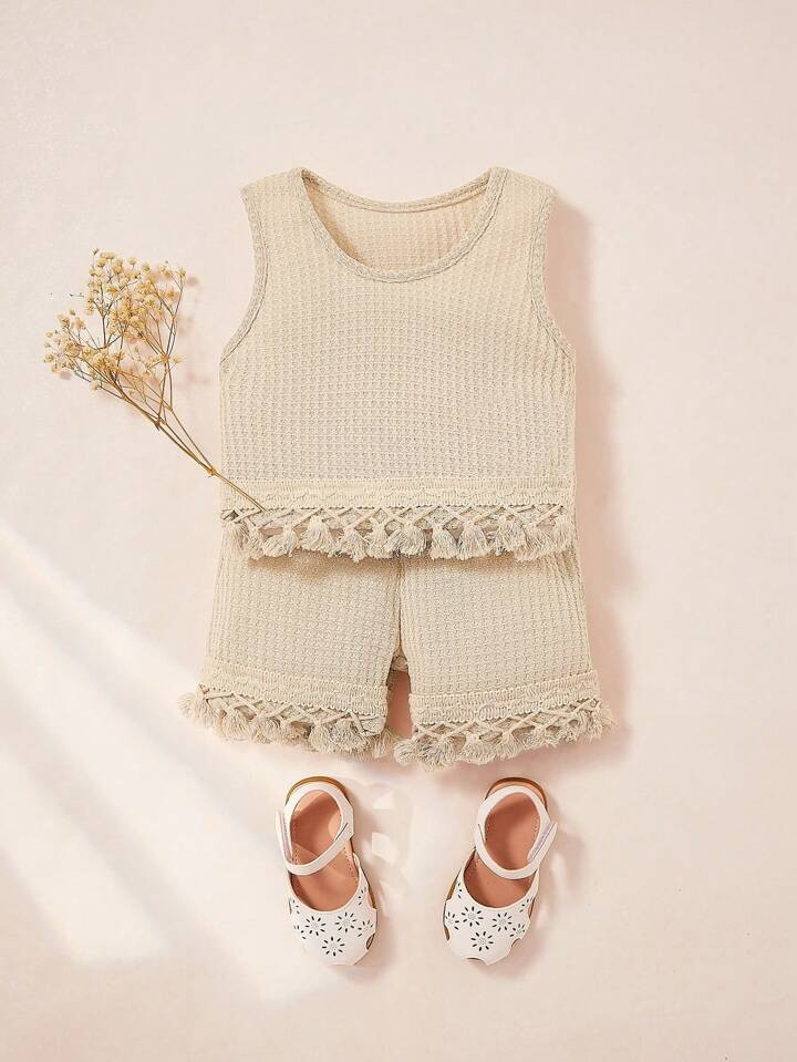 SHEIN Vintaside Kids Young Girl Plain Fringe Hem Sleeveless Top And Shorts Set For Holiday And Le... | SHEIN