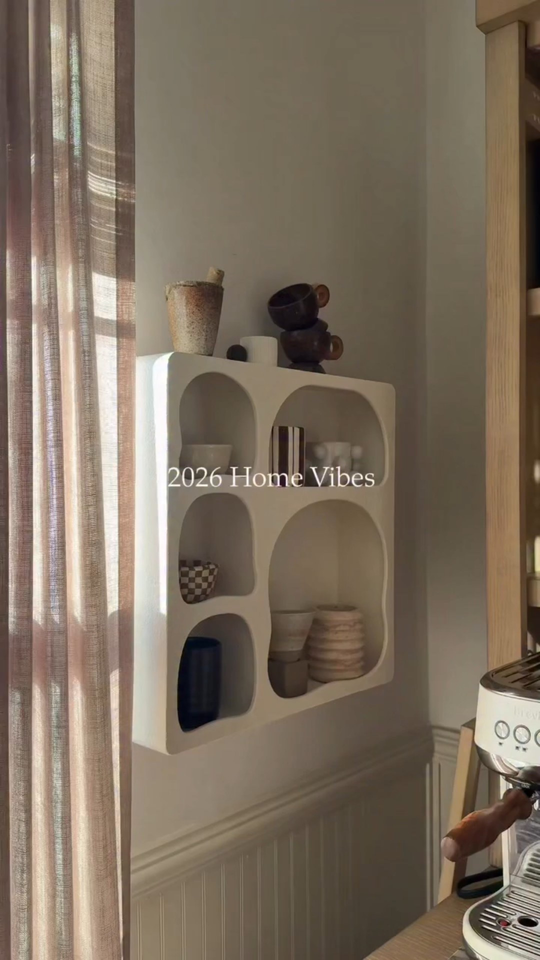 Home full of textures, tones, and beautiful layers 🤎 Follow along for more inspo and comment “home” for links to all things in my home!!🥰 Follow along our NEW custom home build @warmspanishoaks with all things warm cozy aesthetic! Curating a home full of interional and beautiful home decor!!💕 #homeinspo2026 #organicmodernhome #mcmhome #spanishstylehome