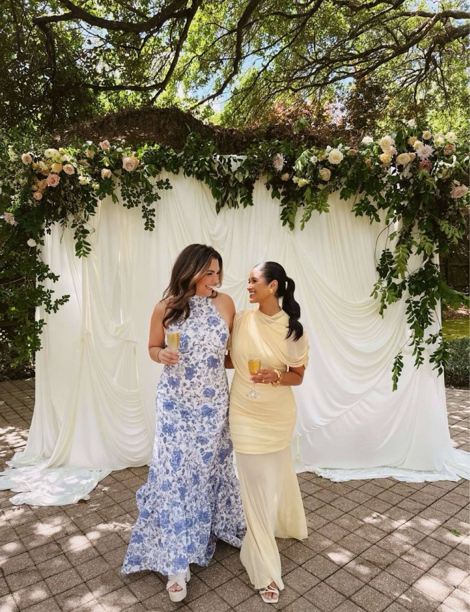 Linking to this amazing gown that I wore for my @hautemamacollective Mother’s Day brunch!

This gown is perfect for formal summer weddings! 

#butteryellow #yellowdress #springdress #weddingguestdress #weddingguest #springformaldress #formalgown



#LTKSeasonal #LTKWedding #LTKPetite