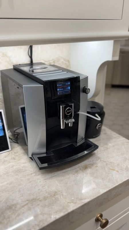 This automatic coffee maker is a staple in our home!

#LTKhome #LTKVideo