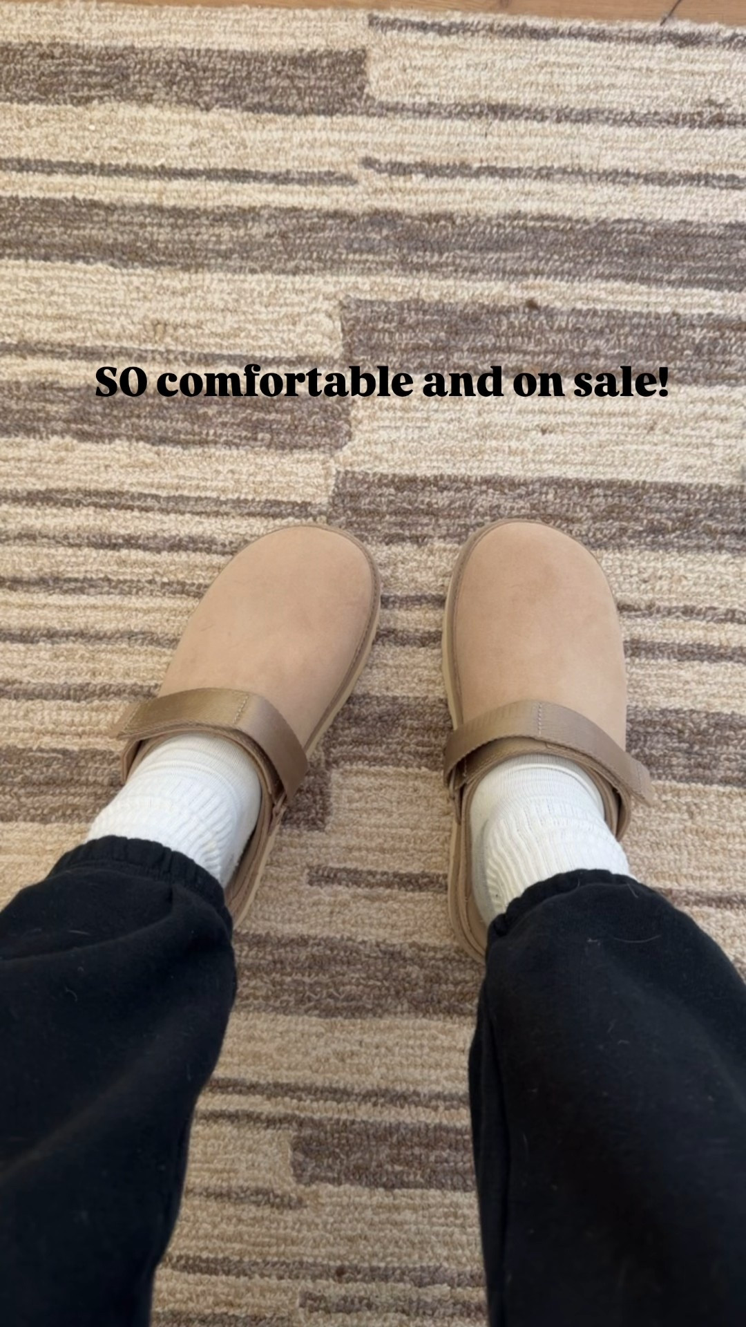 They fit tts. I’m a 9.5/10 and got a 10 in these. 

#LTKSaleAlert #LTKFindsUnder100 #LTKMidsize