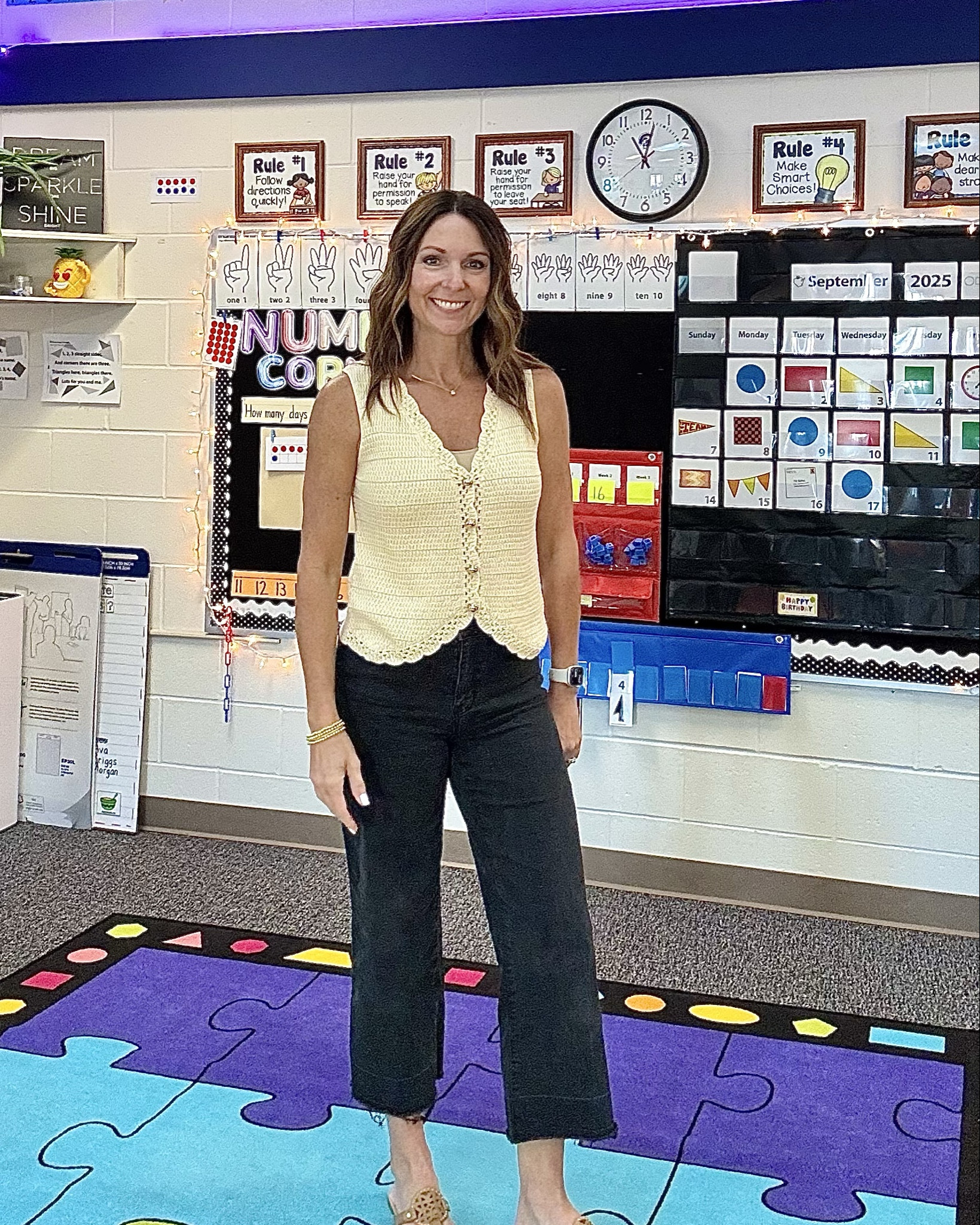 Love this look for a late summer teacher outfit🖤

#LTKFindsUnder50 #LTKStyleTip #LTKOver40