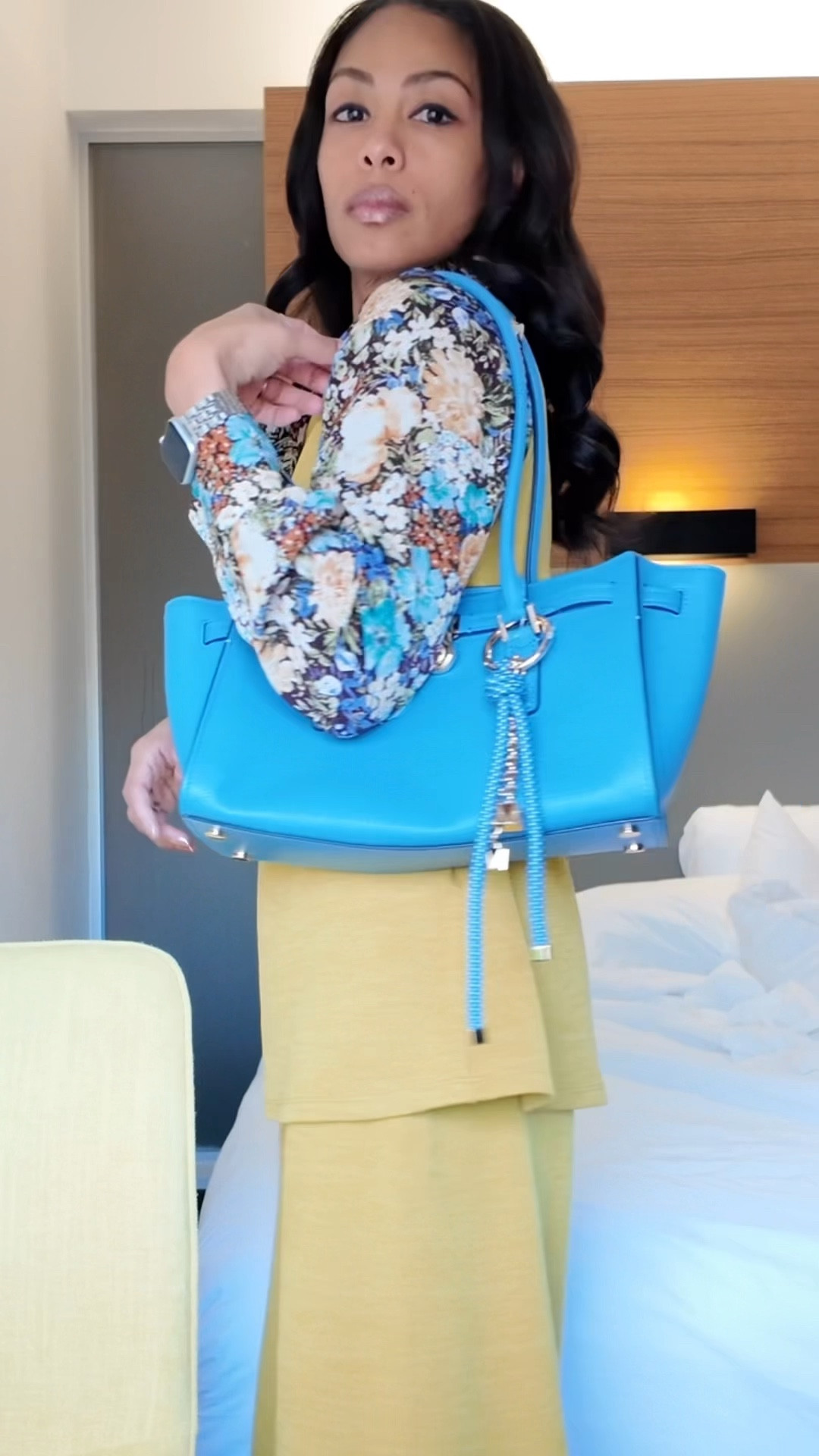 There’s just something about moving into a new bag. Happy Hump Day! 

#LTKgrwm #LTKTravel