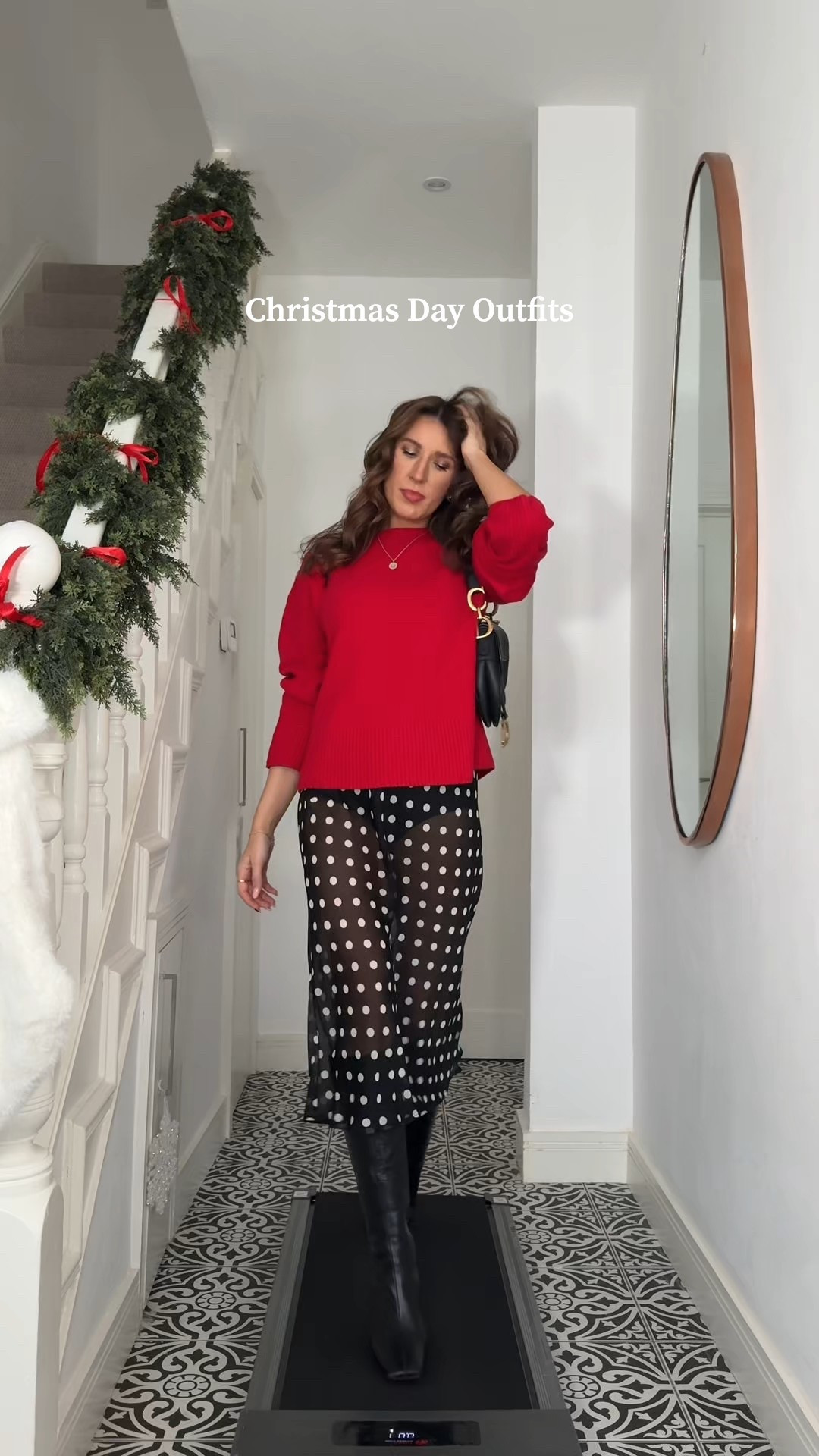 Christmas Day Outfits - Cosy Glam 🎄✨

Here are 7 festive holiday outfit ideas that you can wear in Christmas Day and the days in between depending on what events you have this holiday season ❤️

#LTKfestive #LTKwinter #LTKuk