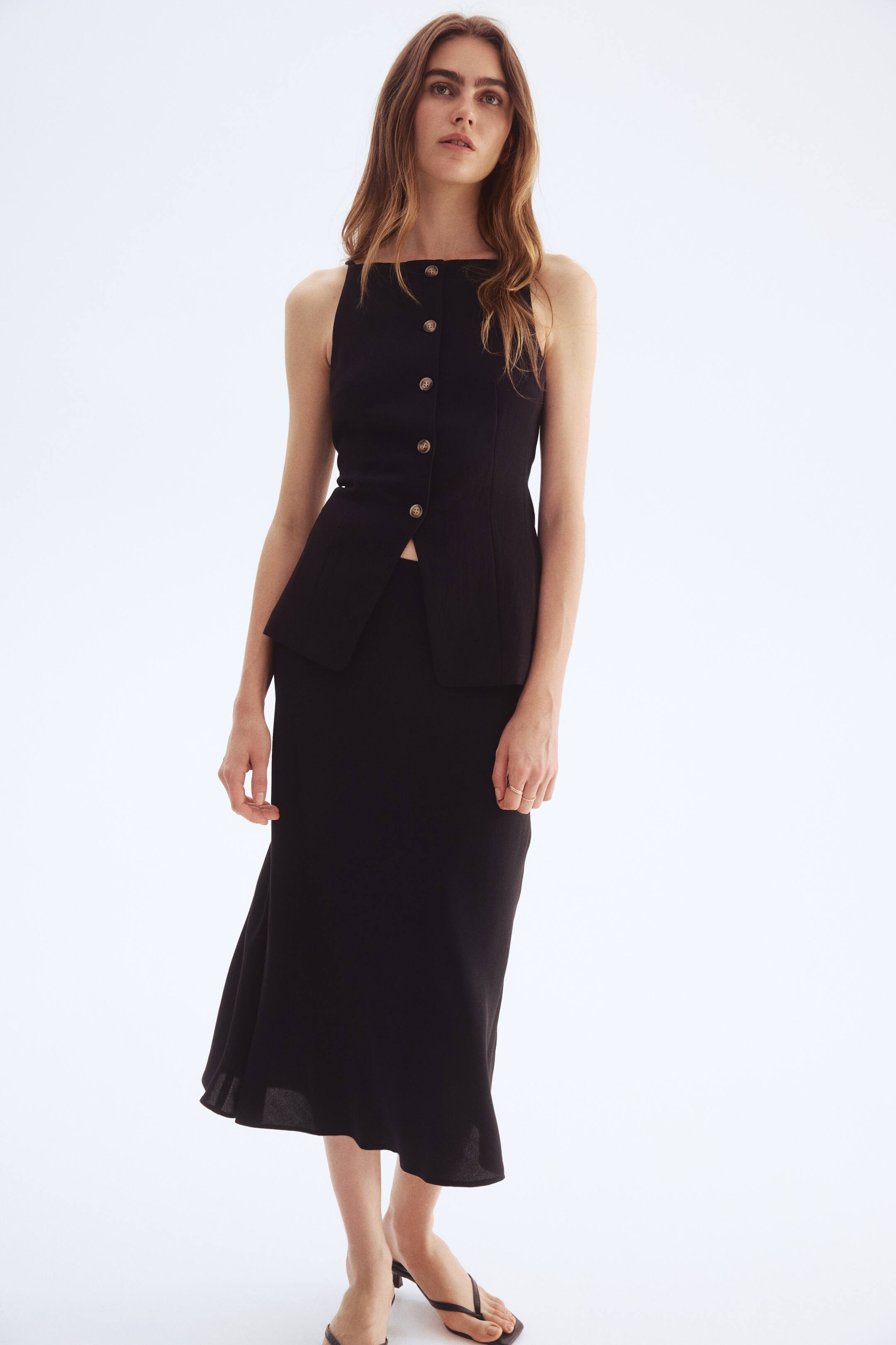 Flared slip skirt | H&M (UK, MY, IN, SG, PH, TW, HK)