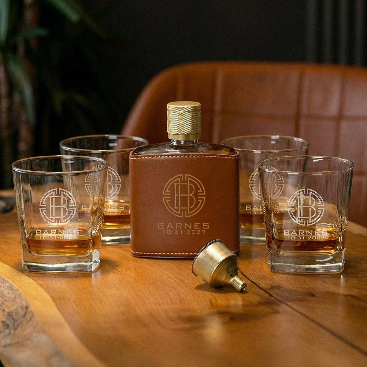 Crawford Leather Whiskey Flask - Rutherford Glasses | HomeWetBar.com