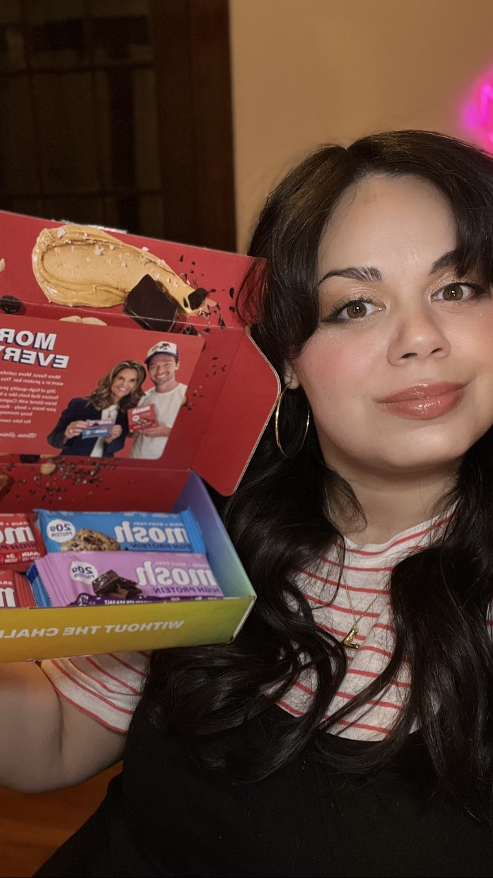 NEW @moshlife High Protein Bars are now at Target! Available in flavors Chocolate Sea Salt, Peanut Butter Cup and Oatmeal Chocolate Chip! Both me and my husband loved all the flavors and even my 10 year old daughter wanted some of my bar!  With only 3G of Sugar, Gluten free, and includes Prebiotic health! As a Ashwaganda Stan, I love how it’s included in these high protein bars! Cognizin is also included, which is a premium nootropic, clinically studied to support focus, attention and brain health! Check out Mosh on your next Target run! (Gifted)

Fitness, healthy lifestyle, protein powder, healthy food, weight lifting, fitness motivation, energy bar, supplements, low sugar, workout, whey protein, pre workout, fitfood, healthy snack, body building, nutrition, protein food, macros, post workout

#LTKActive #LTKfoodie #LTKfitnessgoals