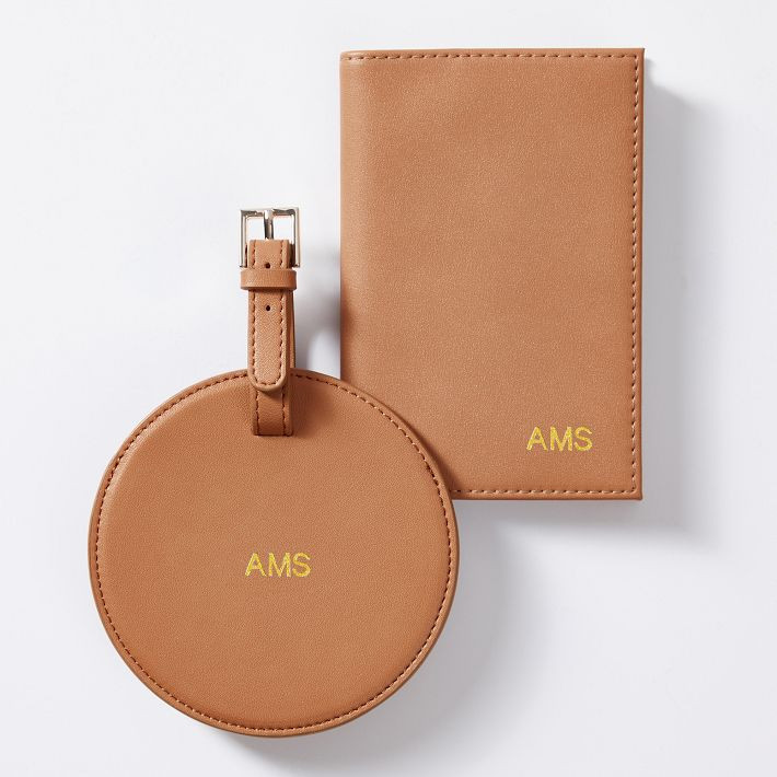 Fillmore Vegan Leather Circle Luggage Tag And Passport Case | Mark and Graham