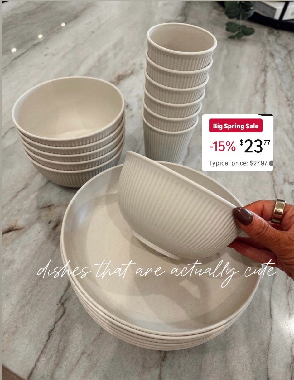 Amazon dish set 

#LTKSeasonal #LTKHome #LTKSaleAlert