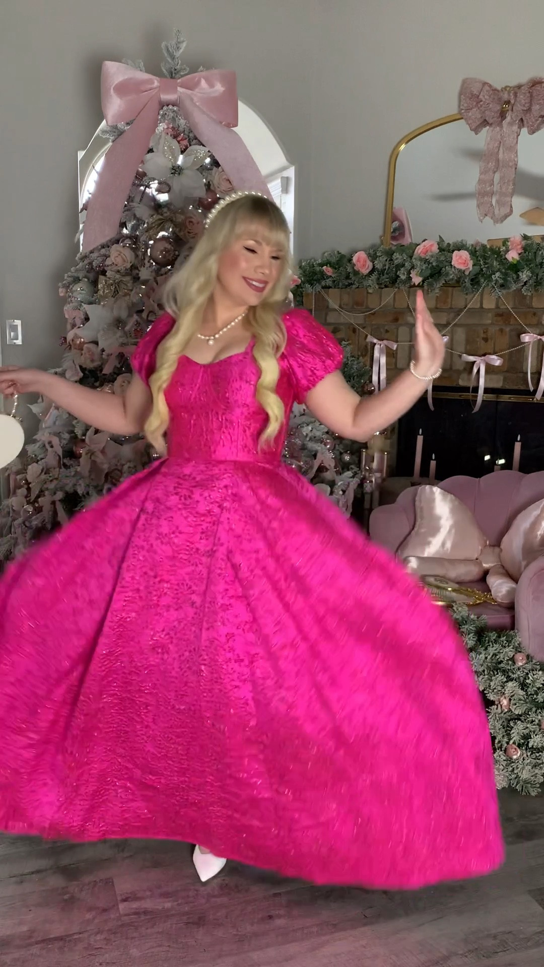 Holiday dresses and outfits from Ivy City Co 🎀 Use LIZZIEINLACE for 15% off! 

#LTKHoliday #LTKParties #LTKGiftGuide